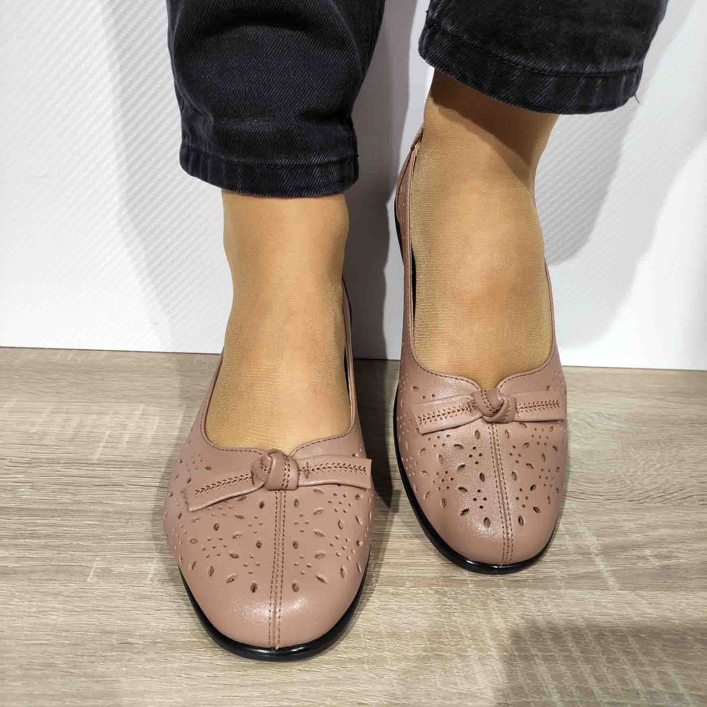 PANTOFI CASUAL PERFORATI DAMA FORMAZIONE 2551913 CREM