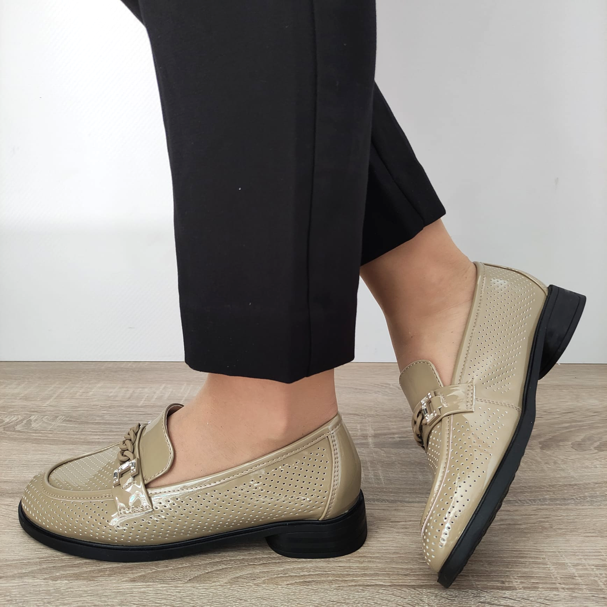 PANTOFI PERFORATI DAMA FORMAZIONE 3092 KAKI LAC - imagine 2