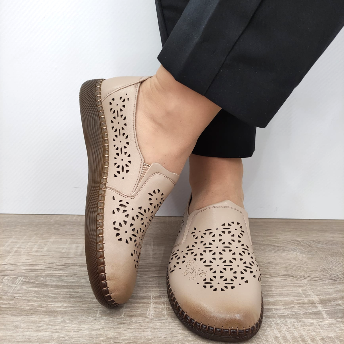 PANTOFI CASUAL PERFORATI DAMA FORMAZIONE 991-1 APRICOT - imagine 4