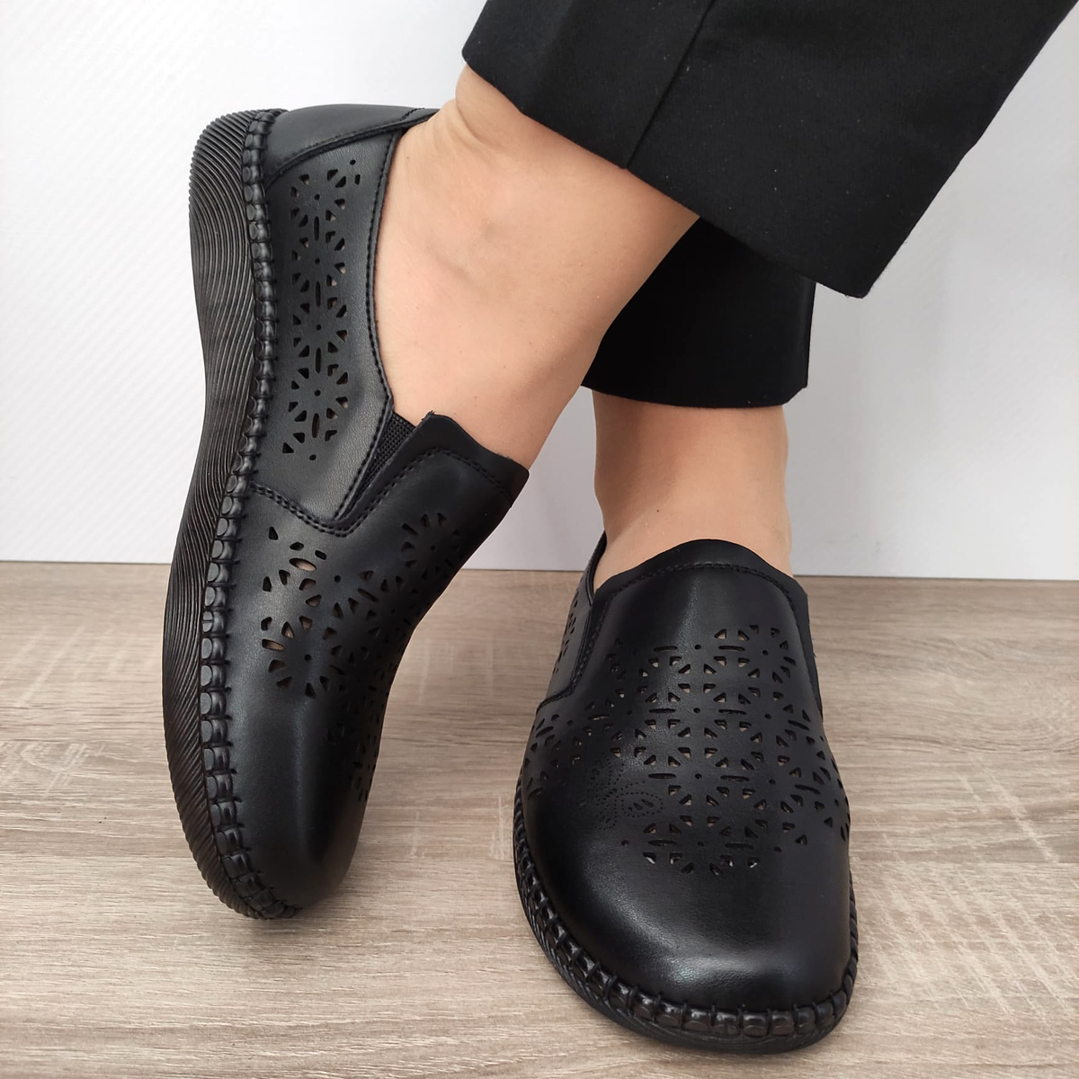 PANTOFI PERFORATI DAMA FORMAZIONE 991-1 NEGRI - imagine 4