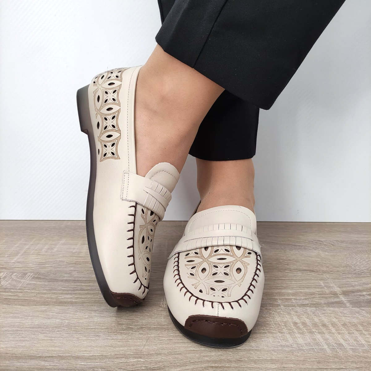 PANTOFI PERFORATI DAMA FORMAZIONE LQN03 CREM - imagine 4