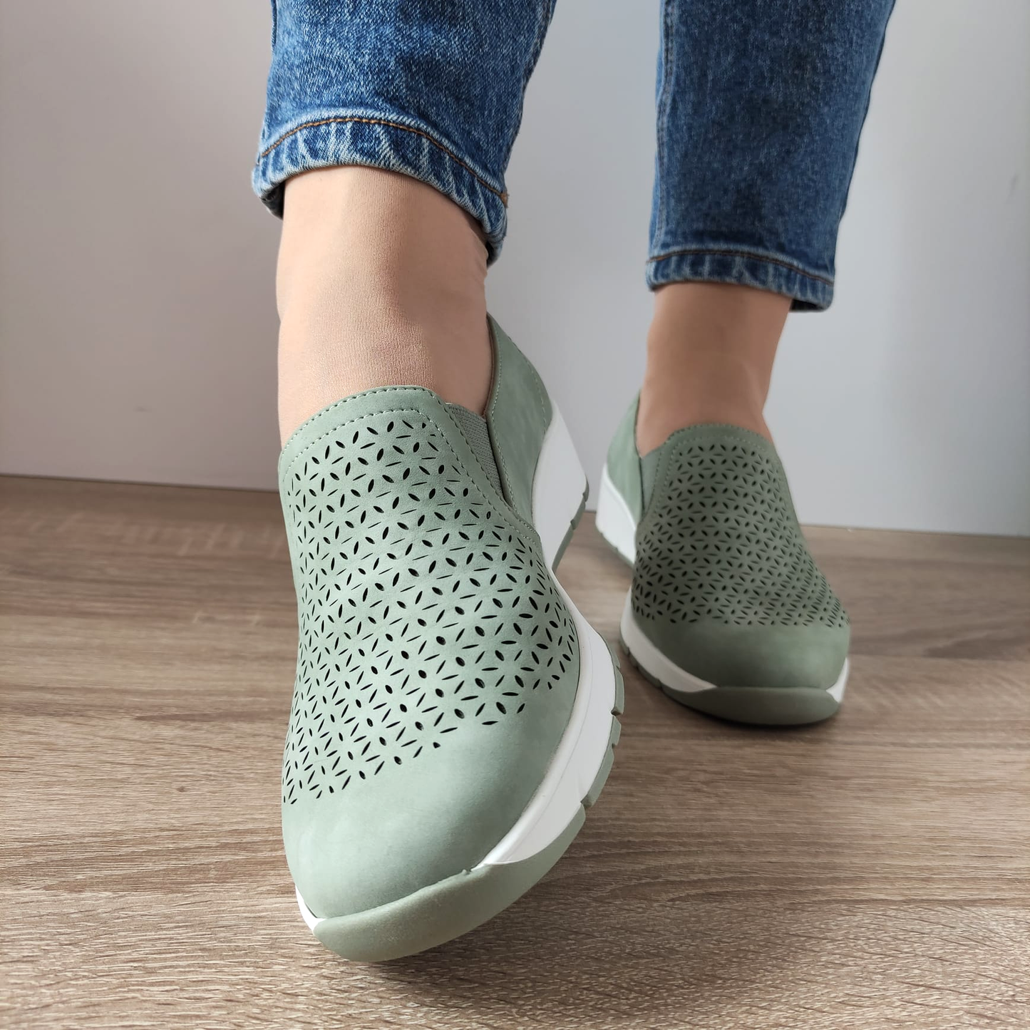 PANTOFI CASUAL PERFORATI DAMA JANA 24665-42 VERZI SAGE - imagine 4