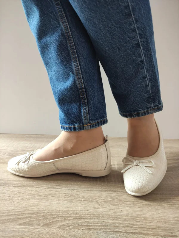 PANTOFI CASUAL PERFORATI DAMA KARISMA 60005B 52-O CREM CROCO - imagine 2