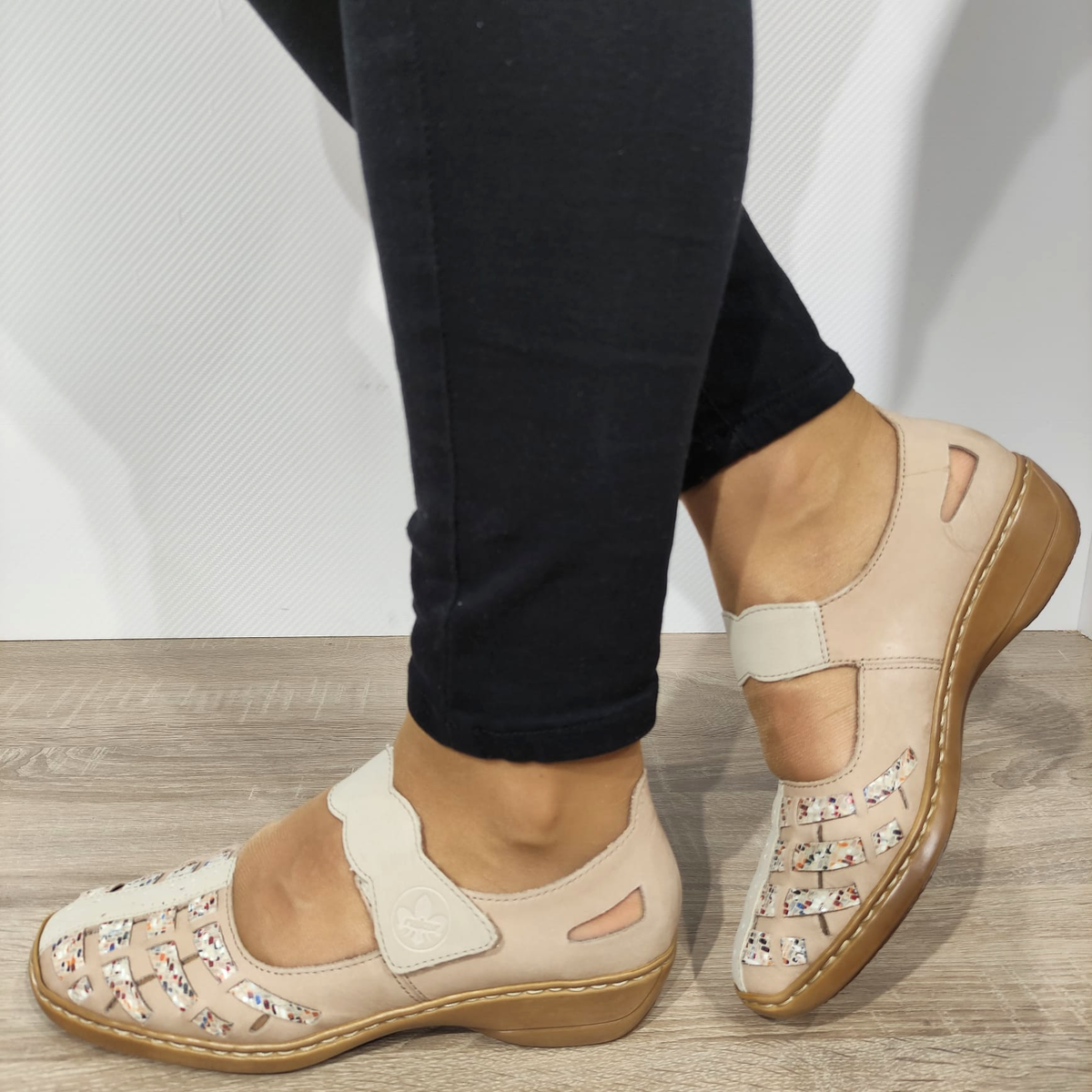 PANTOFI PERFORATI DAMA RIEKER 41369-60 BEJ - imagine 2