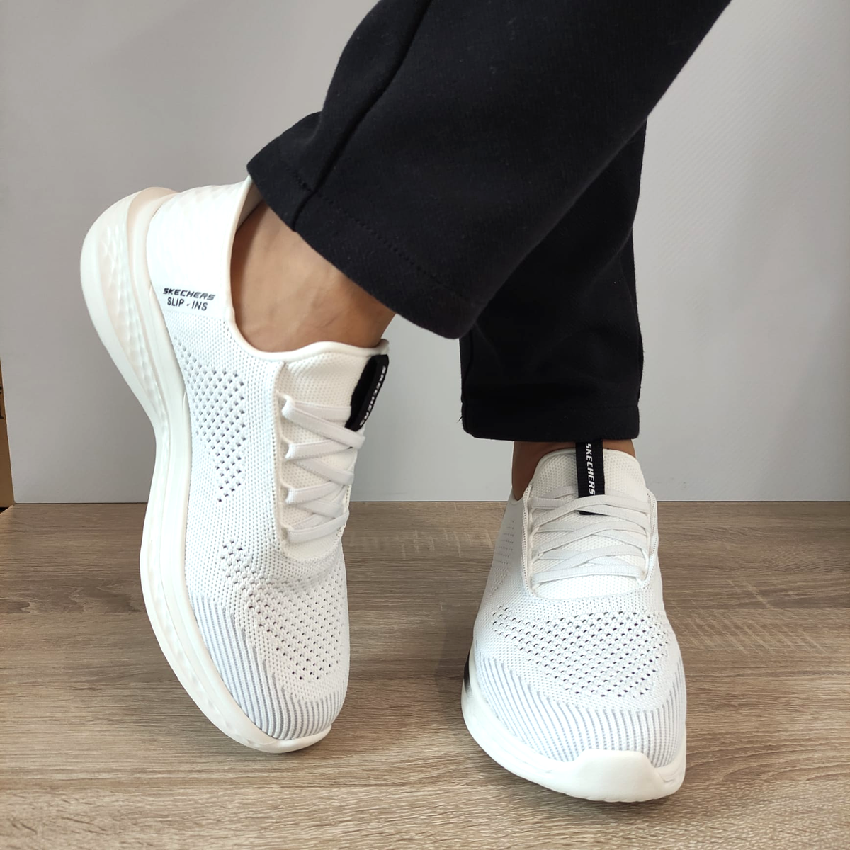 PANTOFI SPORT BARBATI SKECHERS 210810 WHT - imagine 4