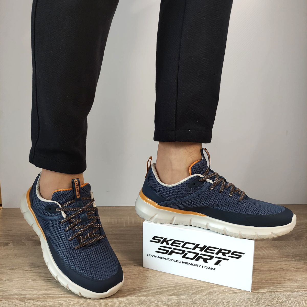 PANTOFI SPORT BARBATI SKECHERS 210573 NVY - imagine 2