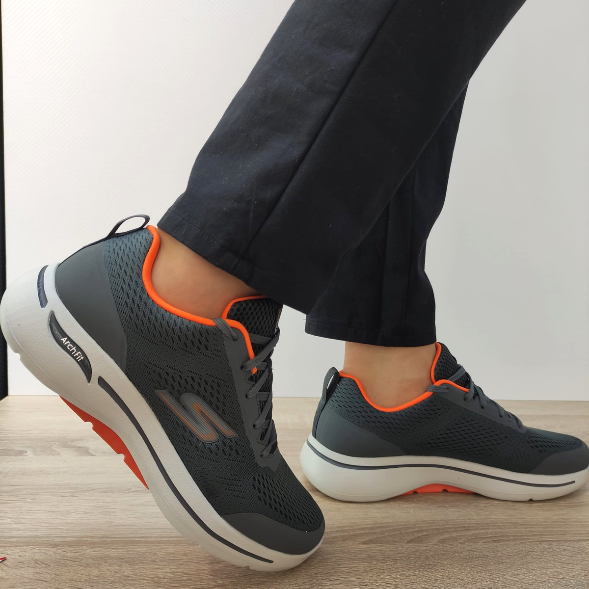PANTOFI SPORT BARBATI SKECHERS 216116 CCOR - imagine 4