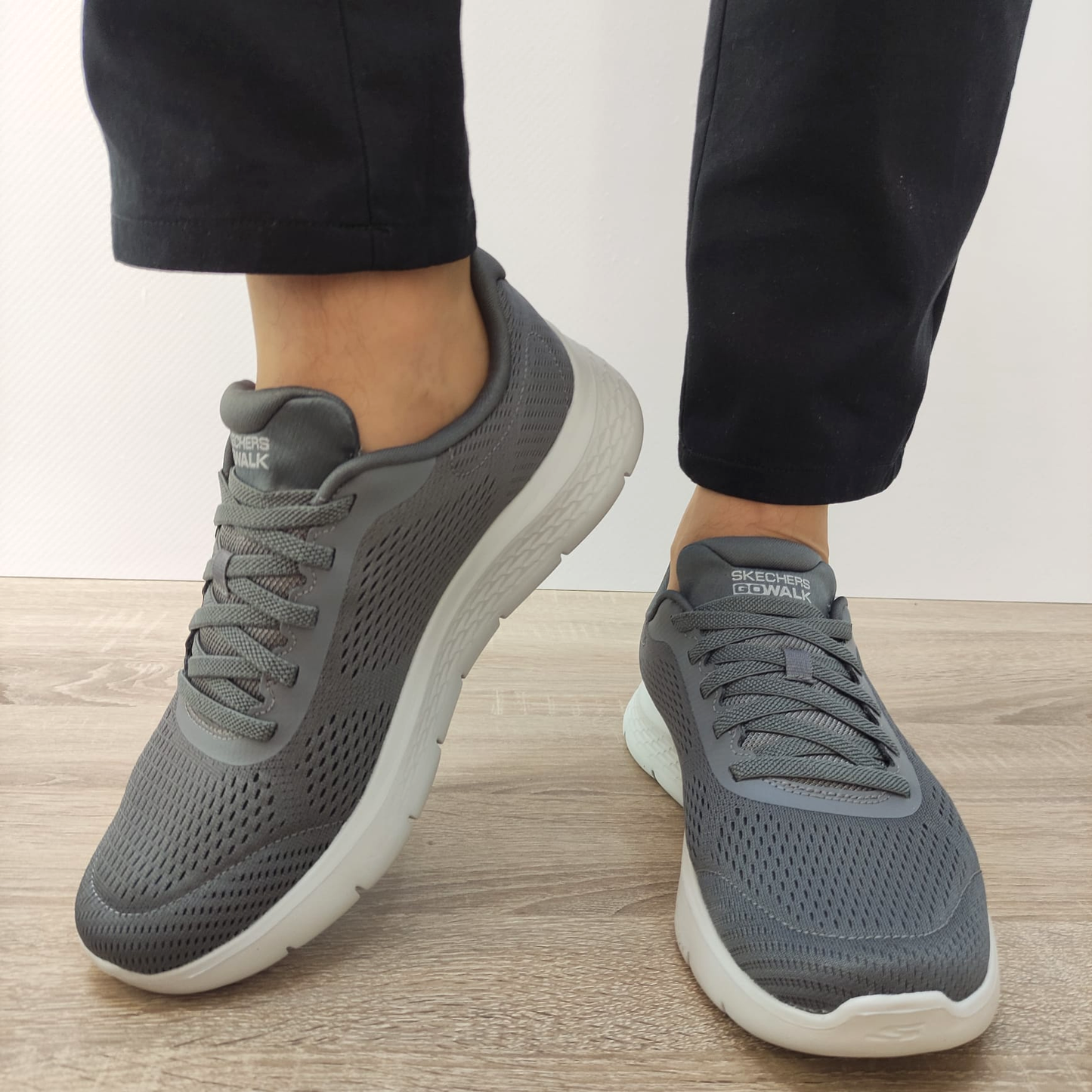 PANTOFI SPORT BARBATI SKECHERS 216486 GYCC