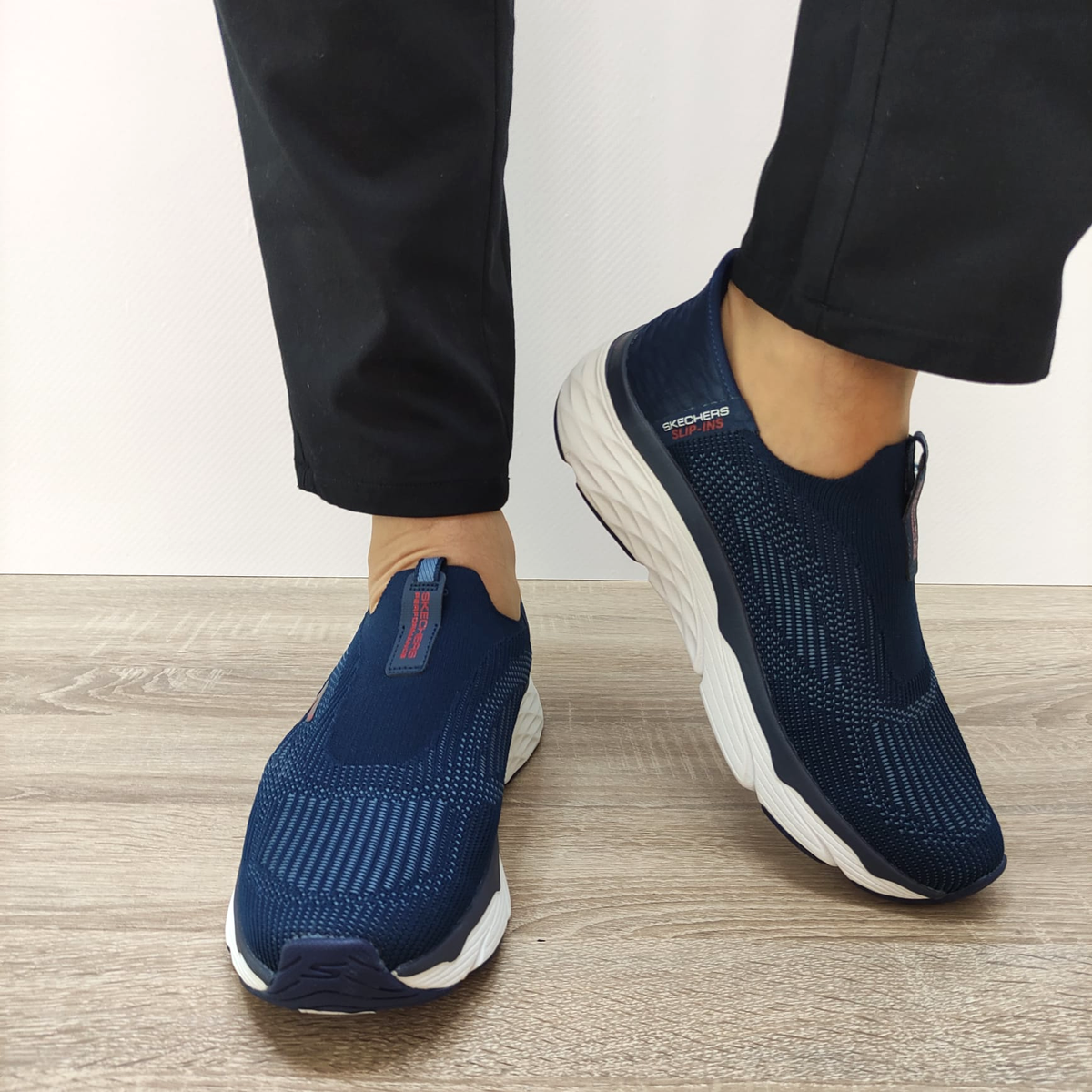 PANTOFI SPORT BARBATI SKECHERS 220389 NVY - imagine 5