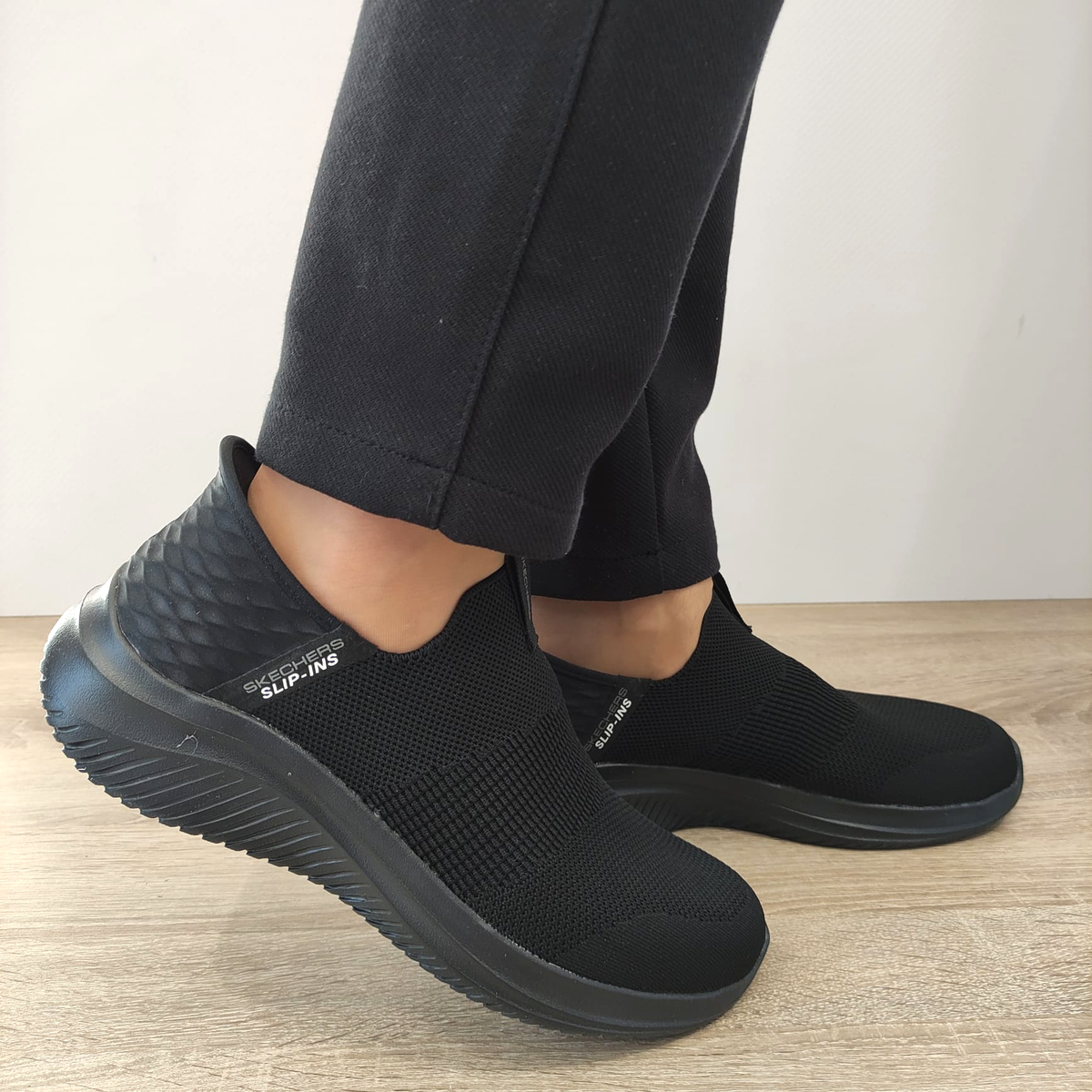 PANTOFI SPORT BARBATI SKECHERS 232450 BBK - imagine 2