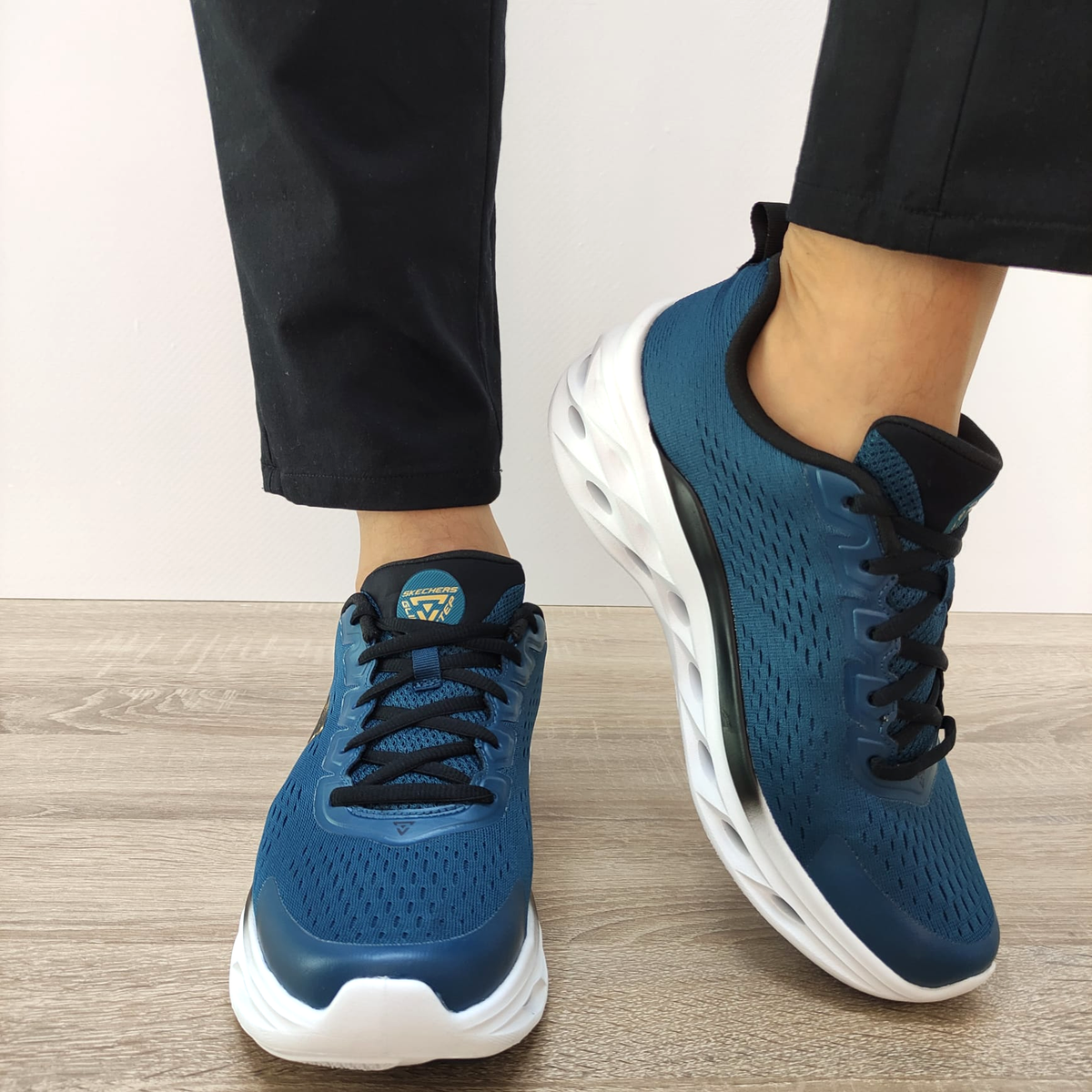 PANTOFI SPORT BARBATI SKECHERS 232634 TLBK - imagine 3