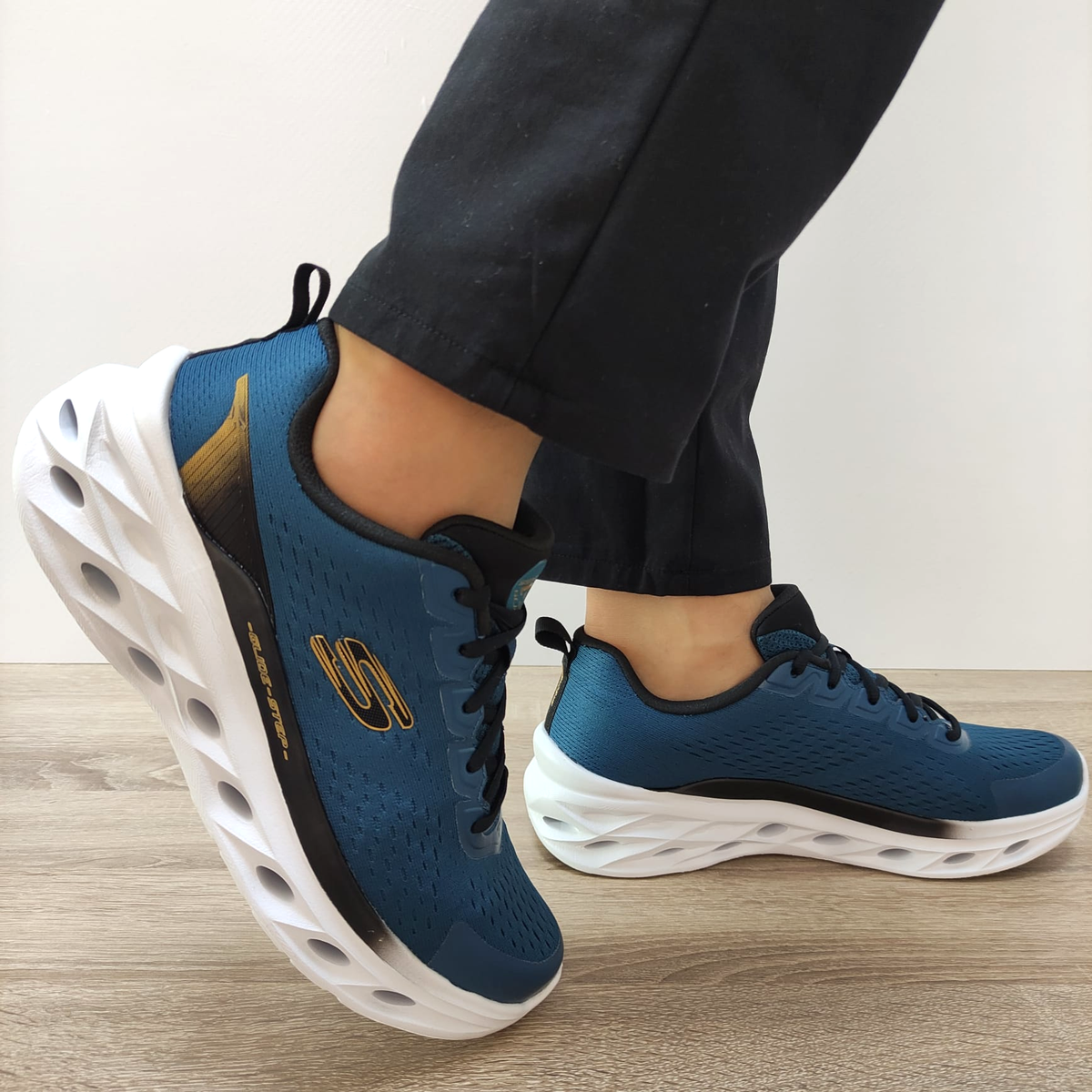 PANTOFI SPORT BARBATI SKECHERS 232634 TLBK - imagine 5