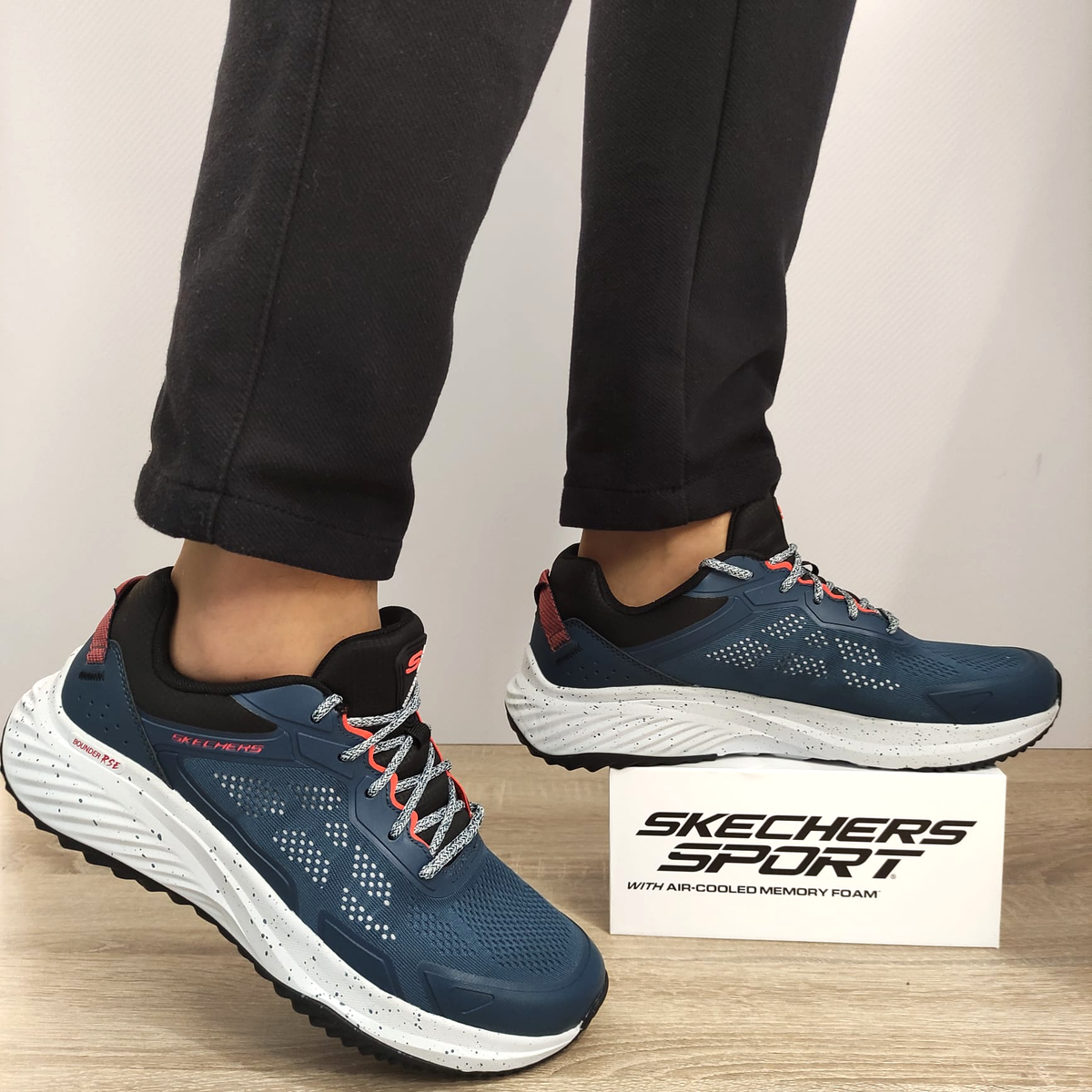 PANTOFI SPORT BARBATI SKECHERS 232780 NVMT - imagine 3