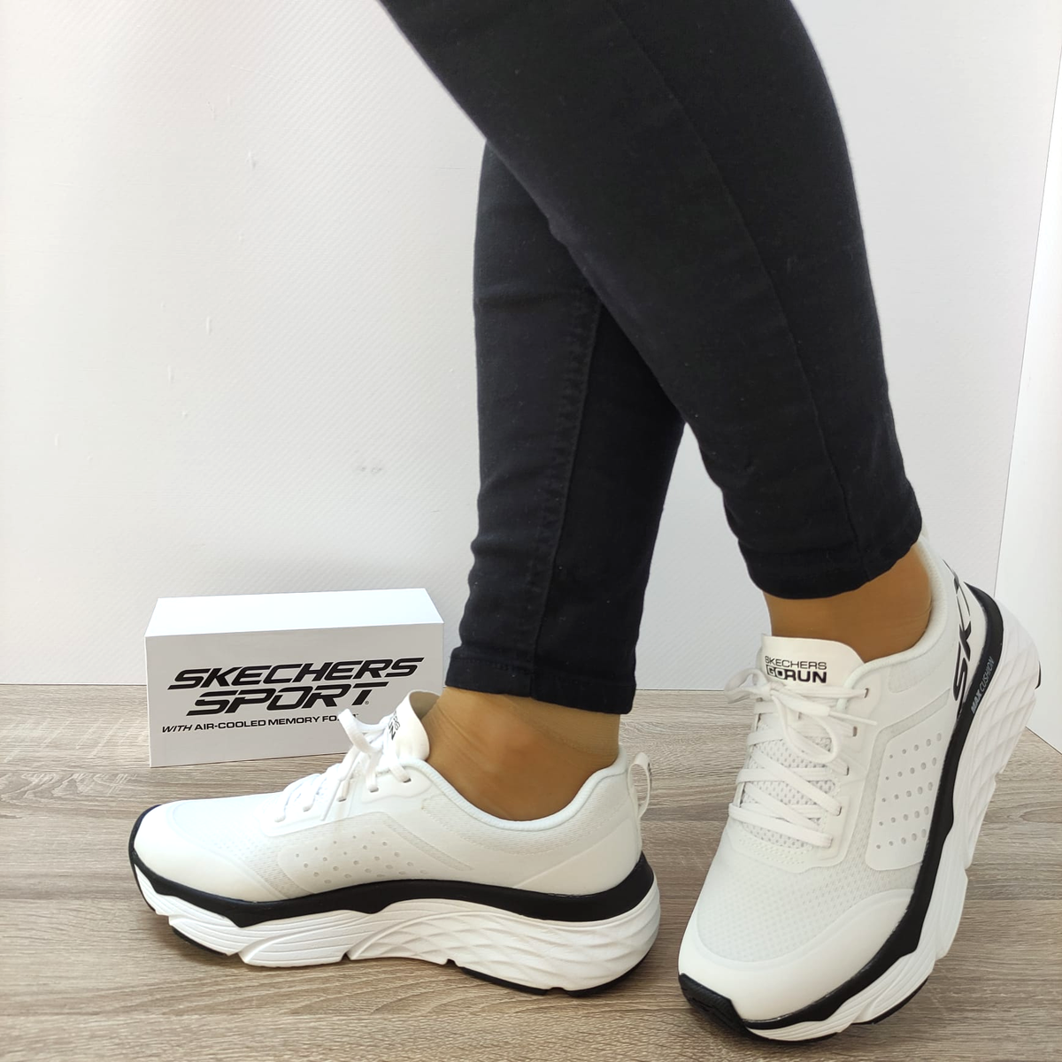 PANTOFI SPORT DAMA SKECHERS 128575 WBK - imagine 4