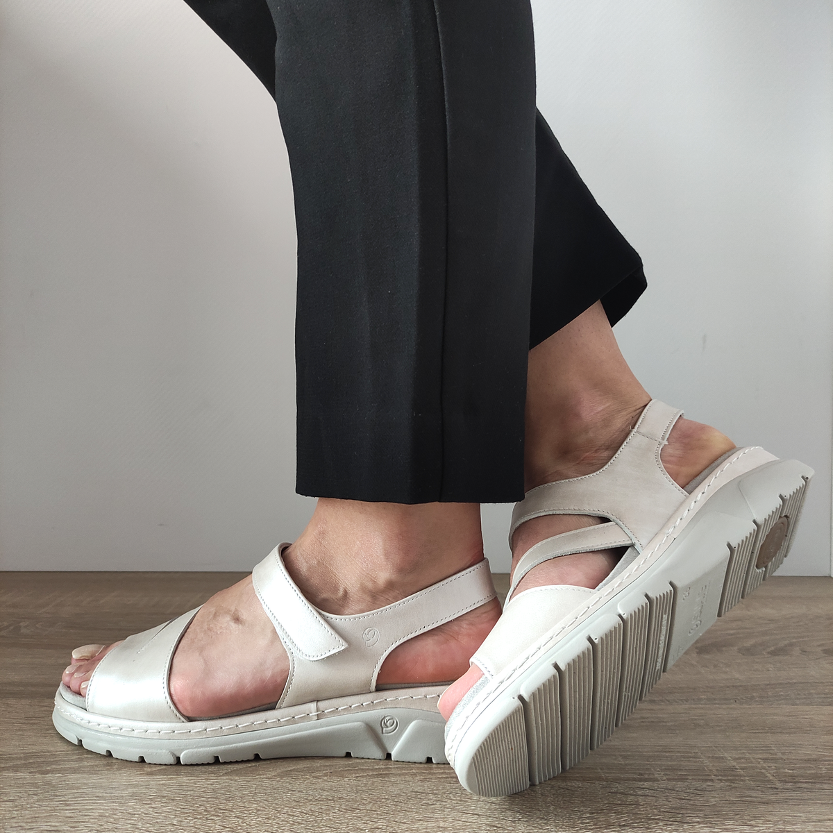 SANDALE CASUAL DAMA SUAVE 12523T MOSTAR C5-N GRI DESCHIS - imagine 3