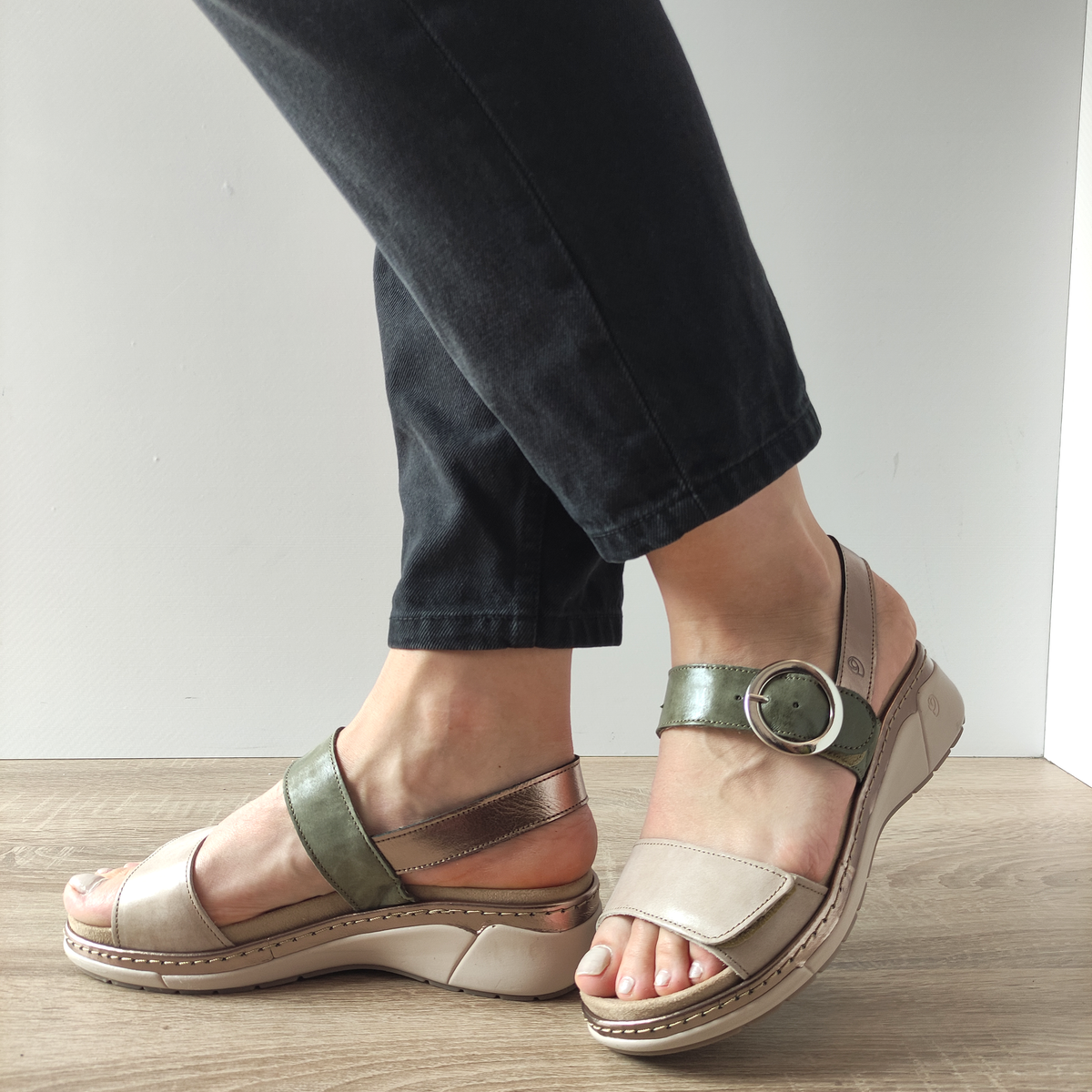 SANDALE CASUAL DAMA SUAVE 18004AT AZORES 97-N BEJ CU VERDE - imagine 2
