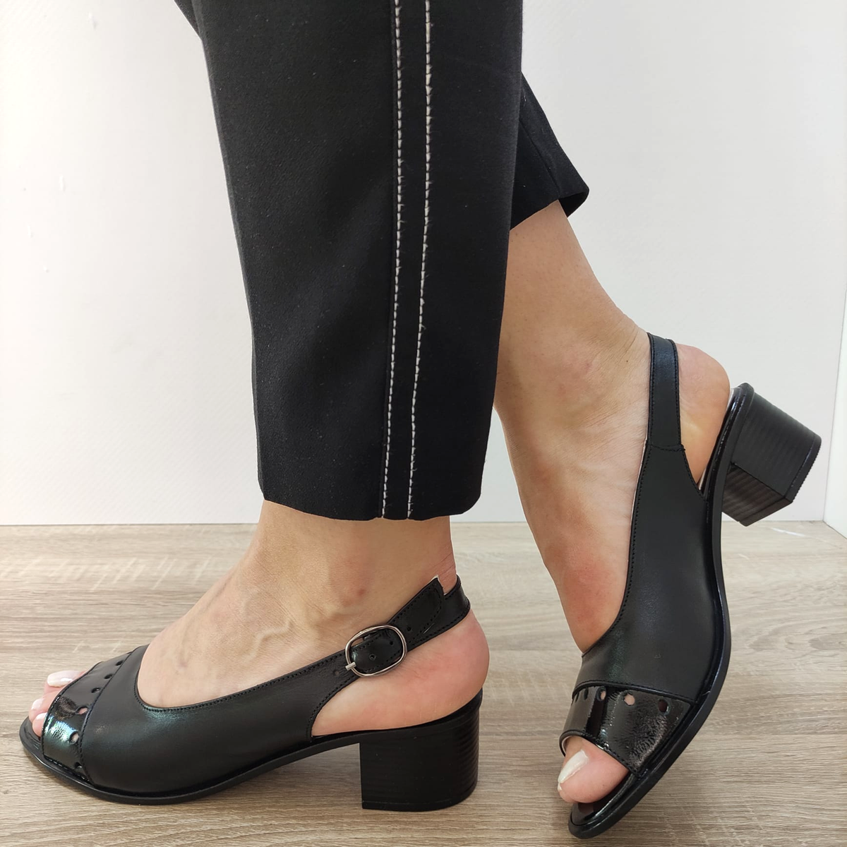 SANDALE ELEGANTE DAMA NICOLIS 175309 NEGRE + LAC - imagine 2