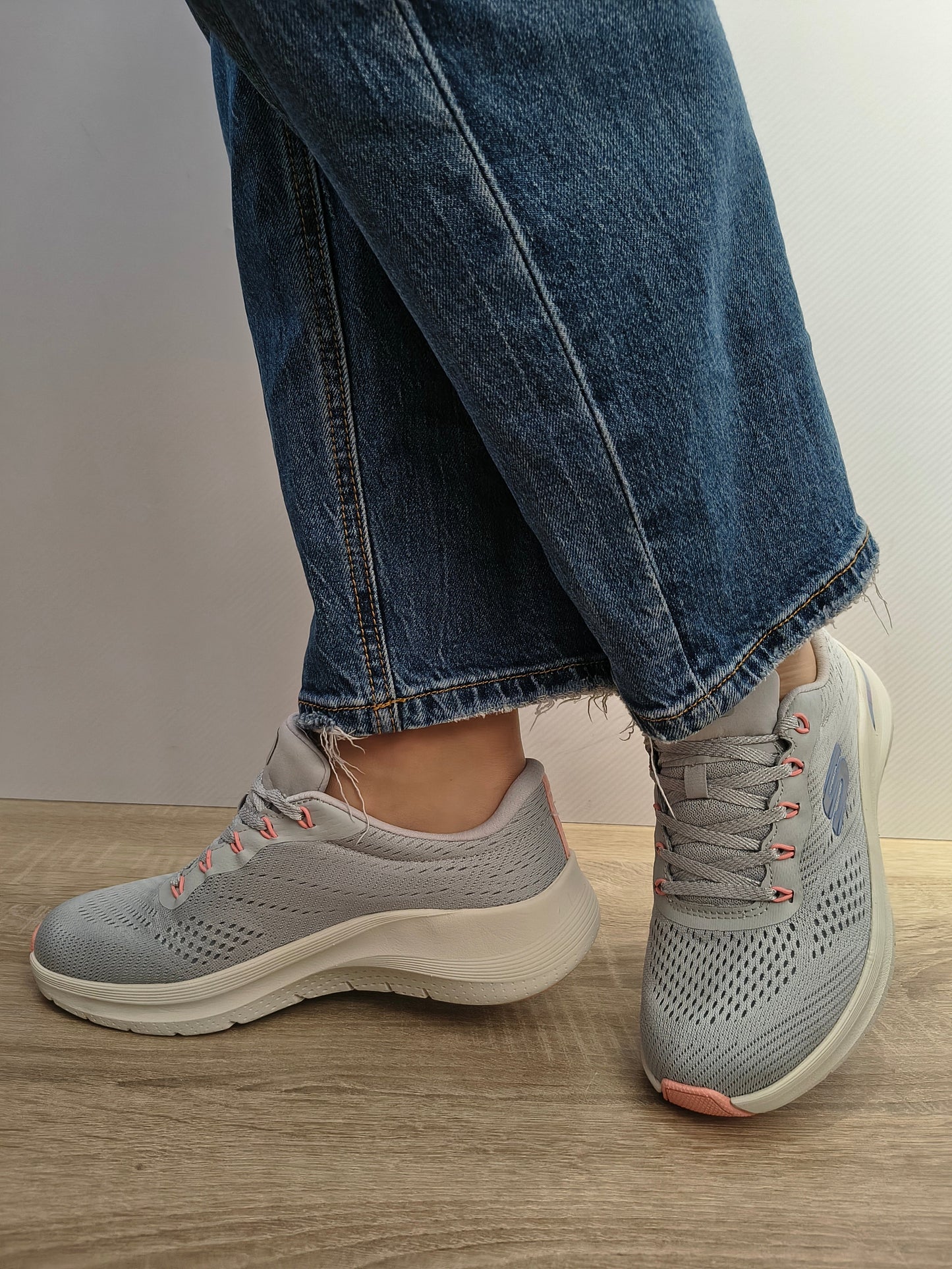 Pantofi Sport Damă Skechers 150051 Lgmt Gri Deschis - Textil