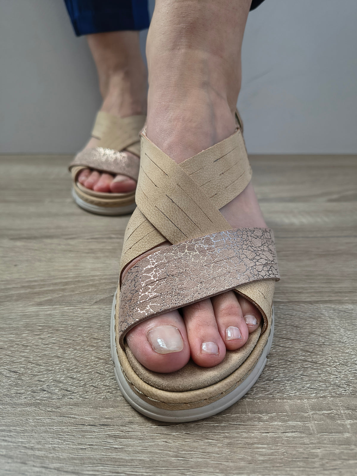 Sandale Casual Damă Suave 12538VT Bej Nubuck + Cappuccino - vedere 3