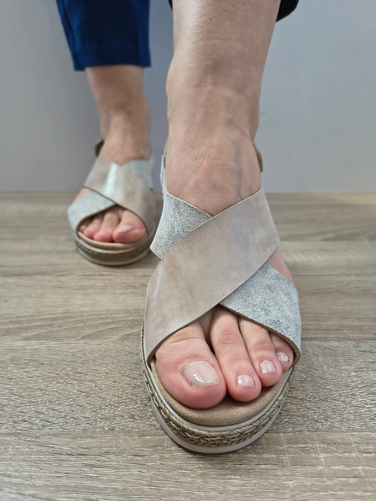 Sandale Casual Damă Suave SU22002VJT Bej + Gri Effect - Piele Naturală - vedere 3