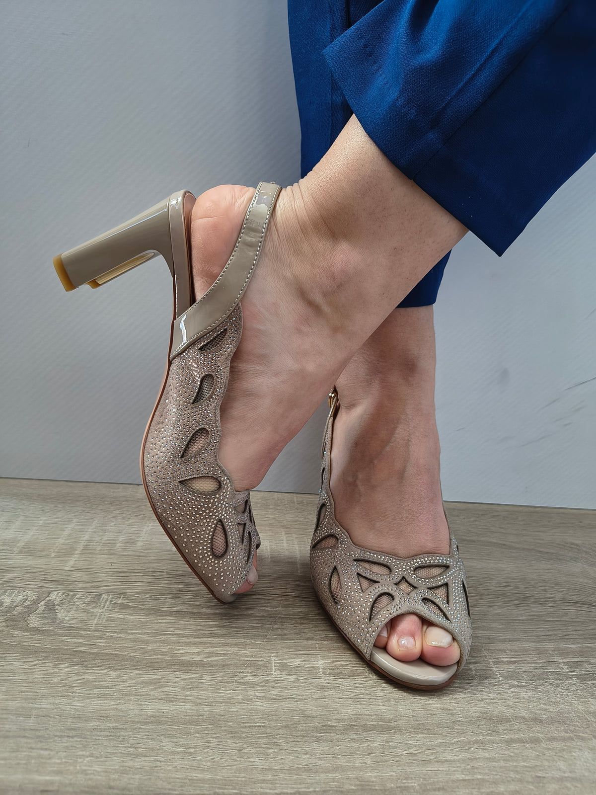Sandale Elegante Damă Epica 380021C 03-I Bej - Piele Naturală Intoarsa - vedere 4