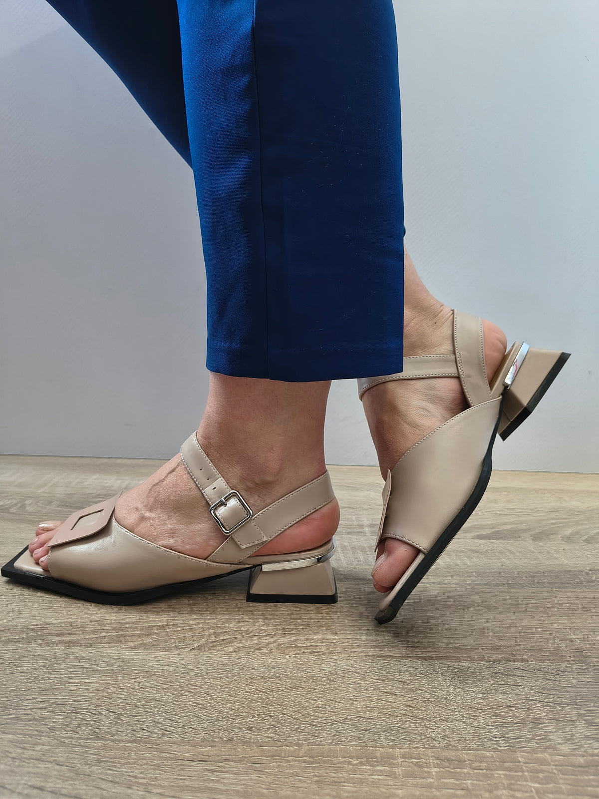 Sandale Elegante Damă Karisma 80008C 03-N Bej Apricot - Piele Naturală - vedere 2