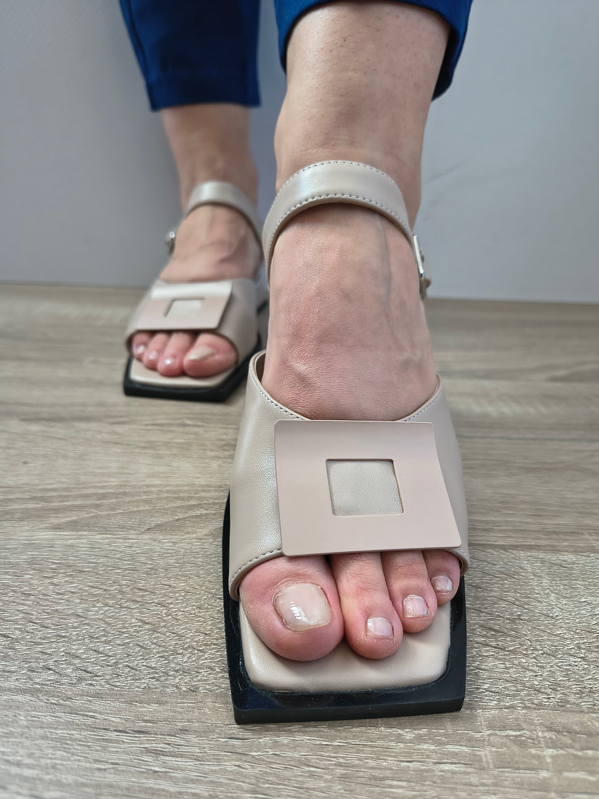 Sandale Elegante Damă Karisma 80008C 03-N Bej Apricot - Piele Naturală - vedere 3