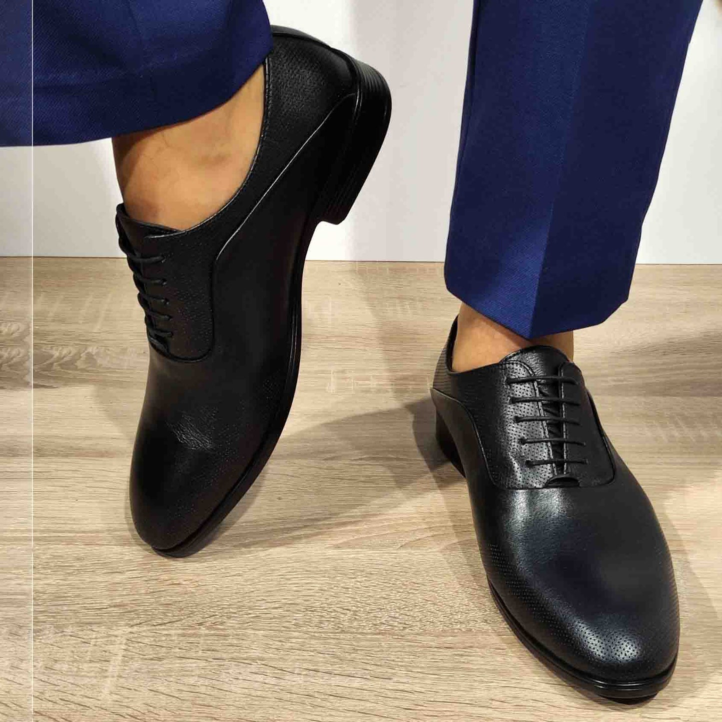 PANTOFI ELEGANTI BARBATI DOGATI 323 NEGRI