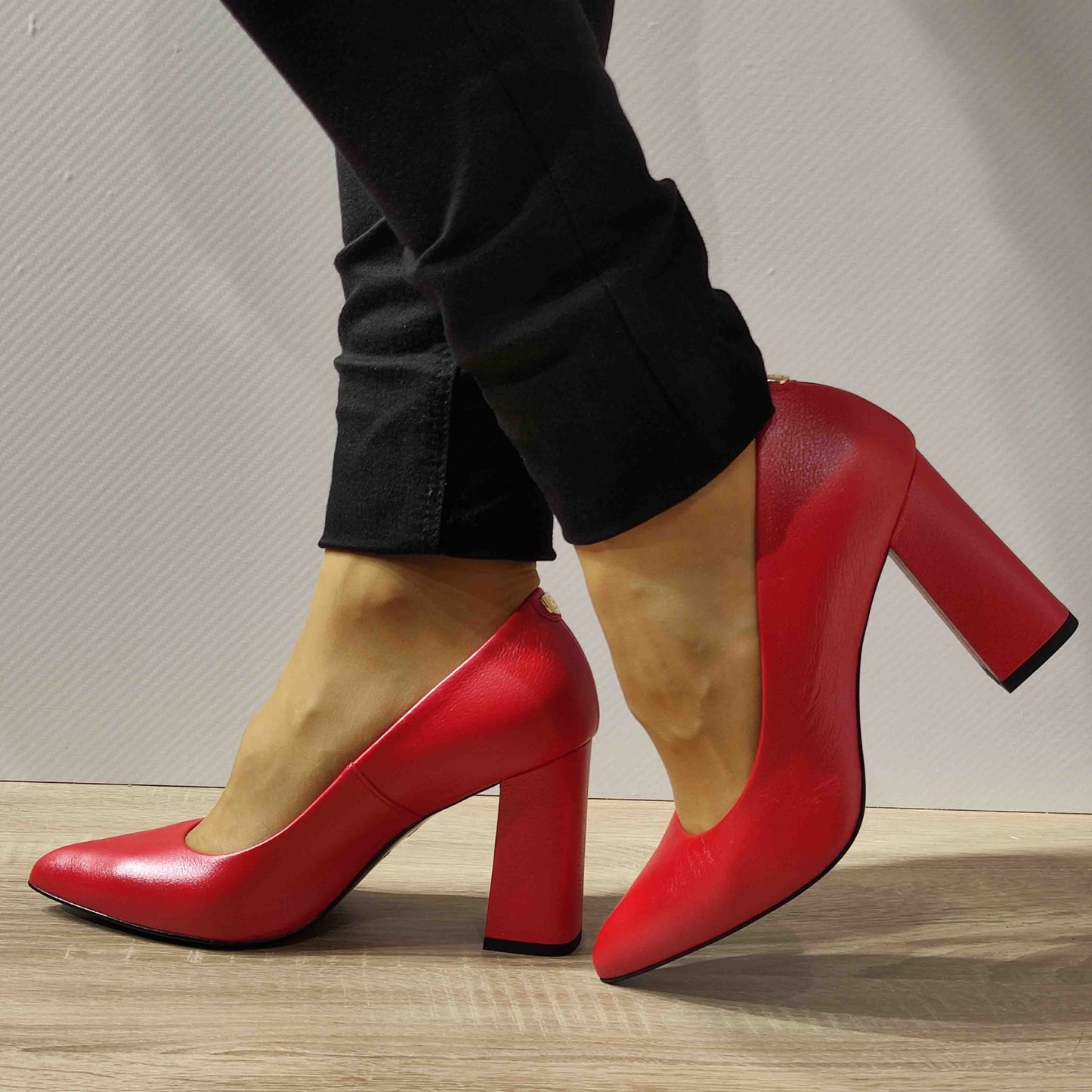 PANTOFI ELEGANTI DAMA SALA 9933 1856 ROSII