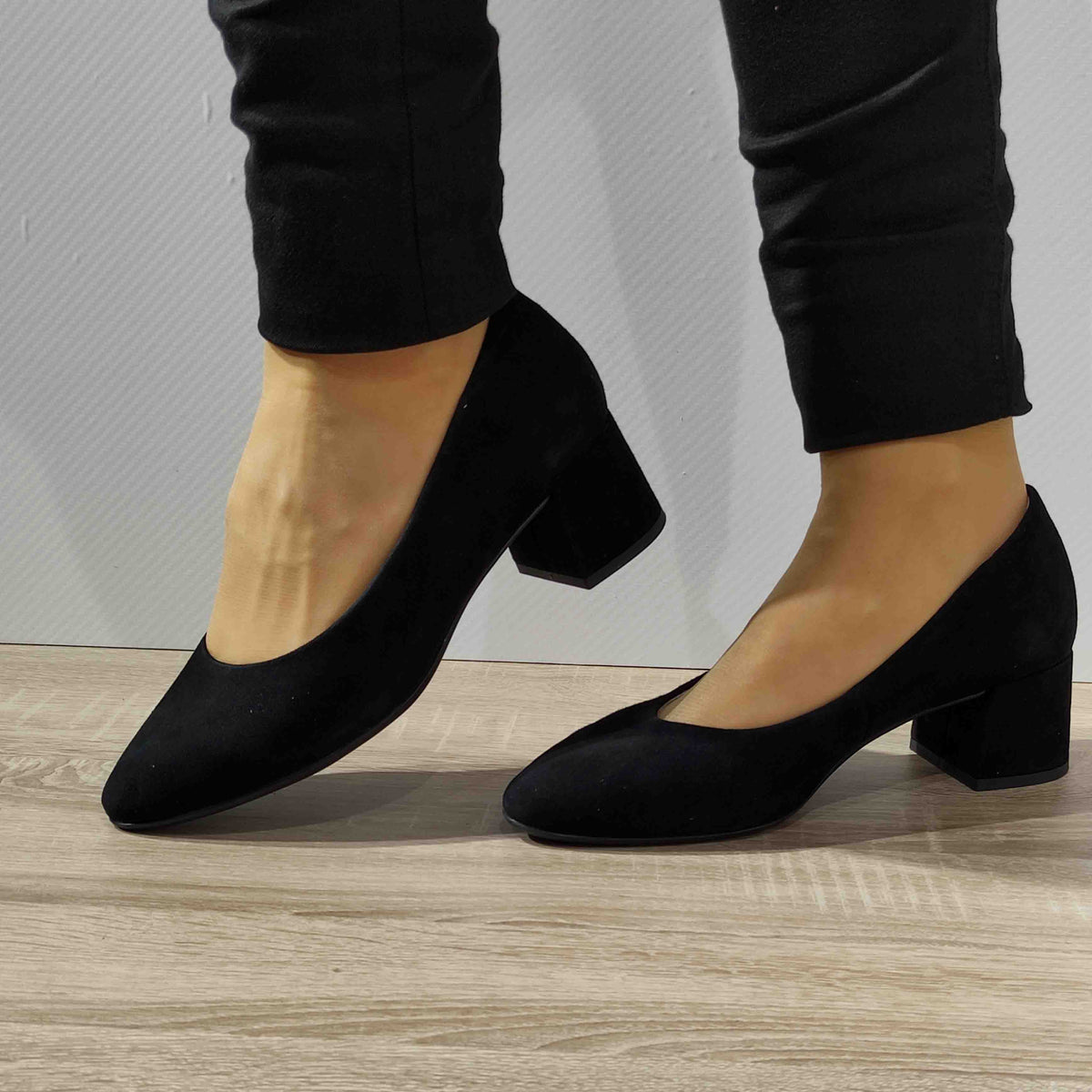 PANTOFI ELEGANTI DAMA TAMARIS 82300-20 NEGRI VELUR - imagine 4