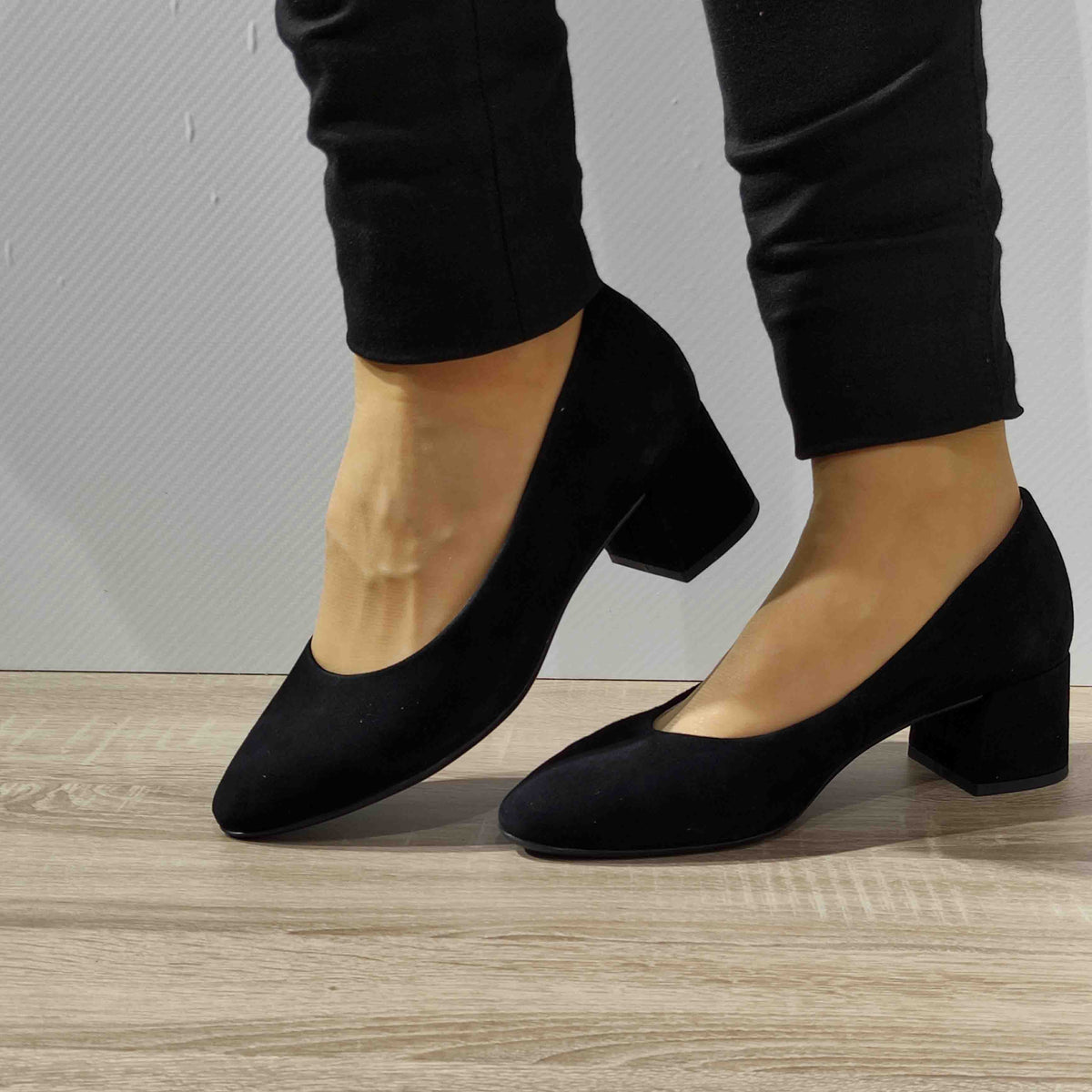 PANTOFI ELEGANTI DAMA TAMARIS 82300-20 NEGRI VELUR - imagine 5