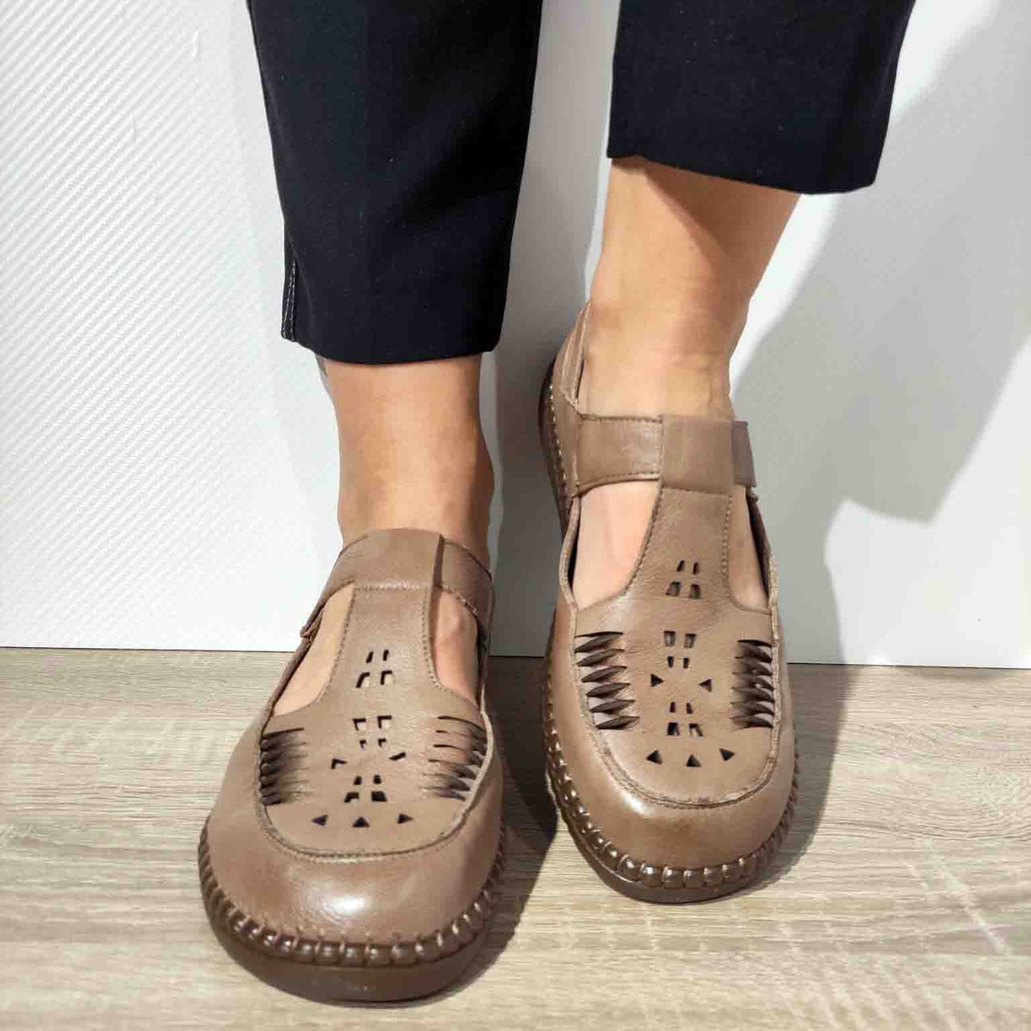 PANTOFI PERFORATI DAMA FORMAZIONE 2800