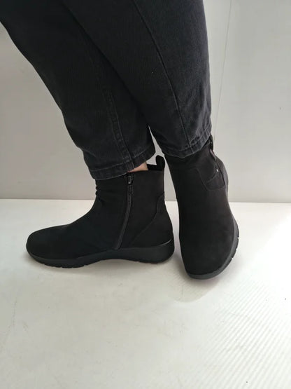 GHETE CASUAL DAMA JANA 26497-45 007 NEGRE VELUR