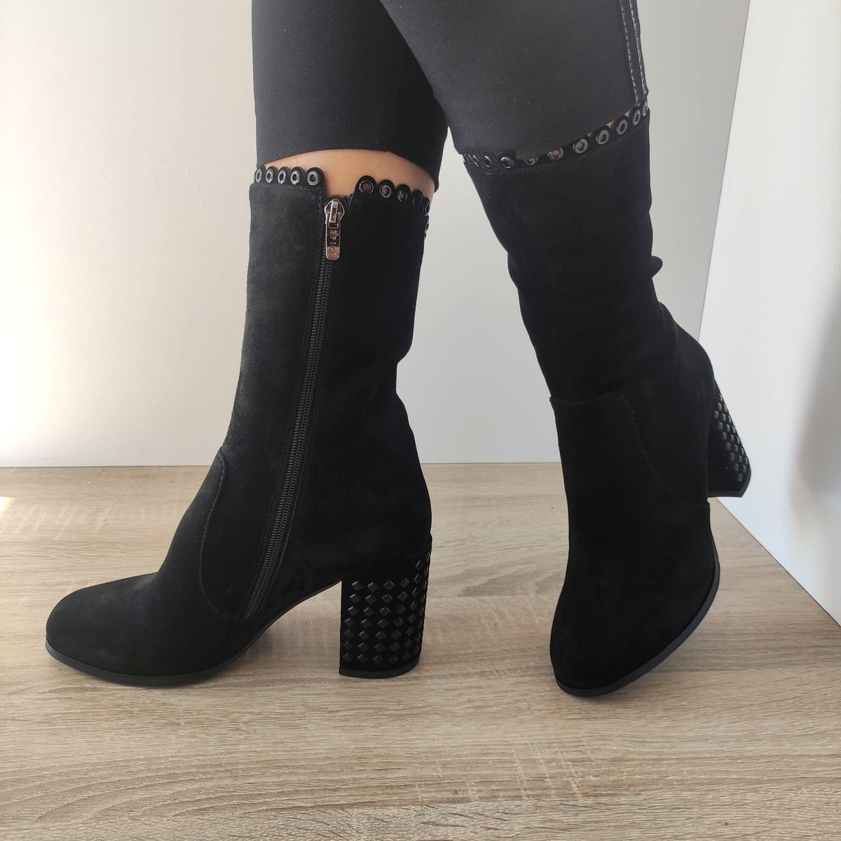 GHETE ELEGANTE DAMA EPICA F-M112 NEGRE VELUR - imagine 3