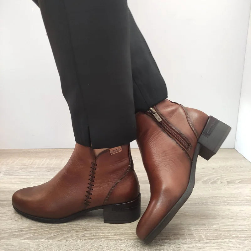 GHETE ELEGANTE DAMA PIKOLINOS W6W-8950 MARO CUERO - imagine 4