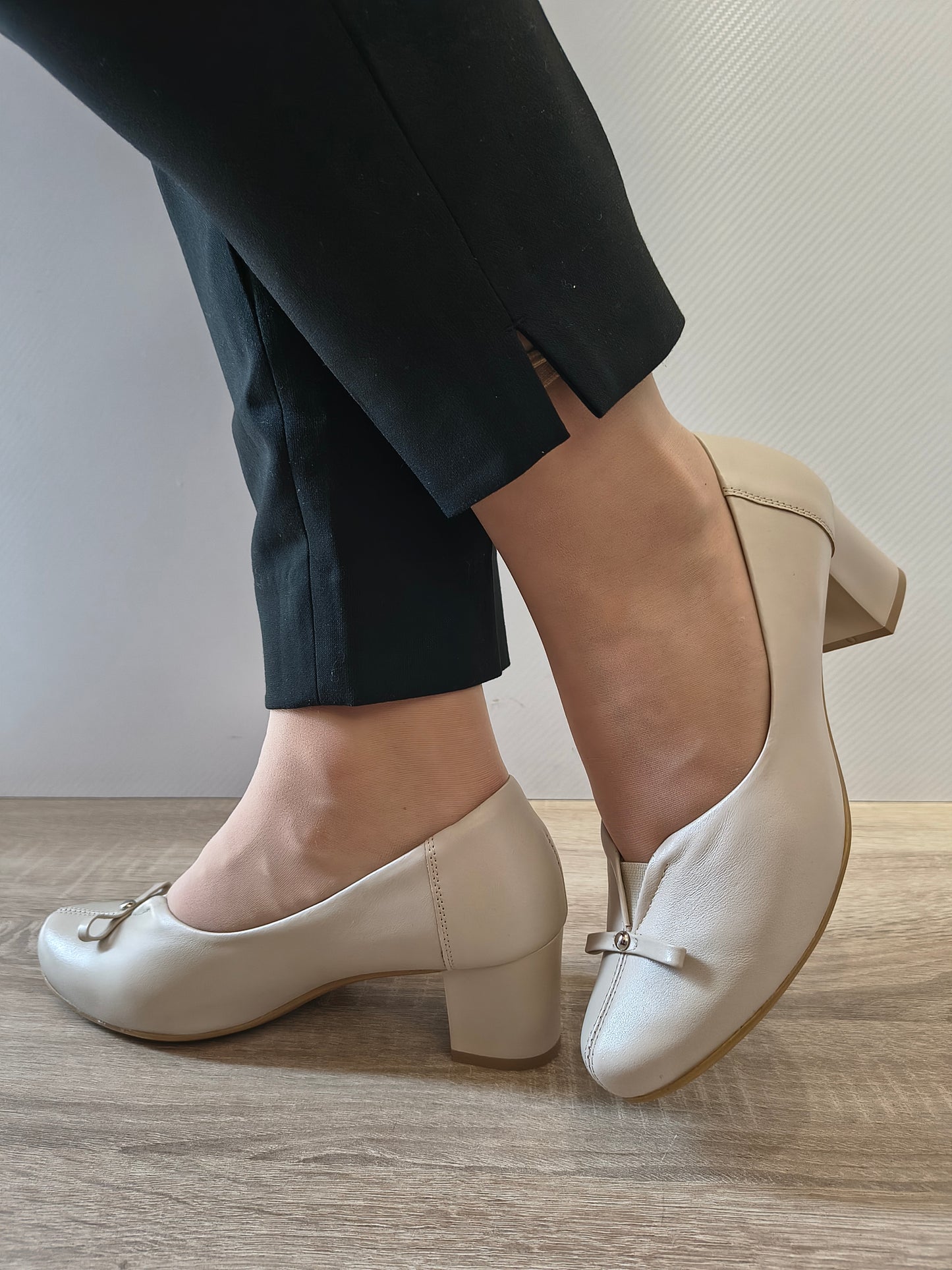 PANTOFI ELEGANTI DAMA AGA 09909 535 000 BEJ