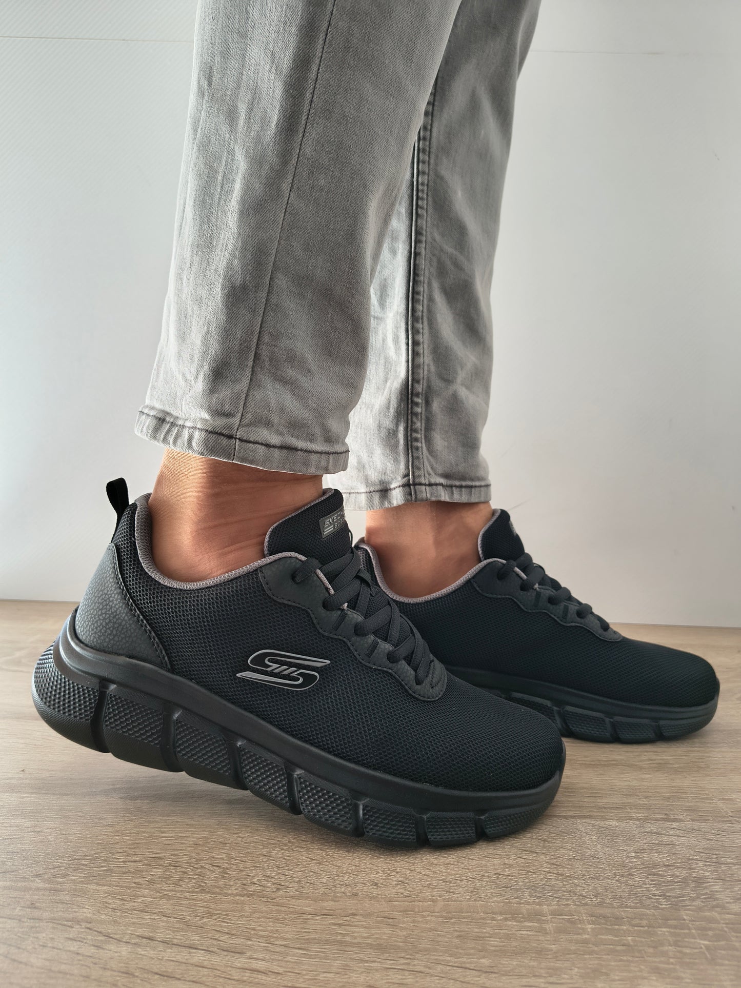 PANTOFI SPORT BARBATI SKECHERS 118109 BBK NEGRU