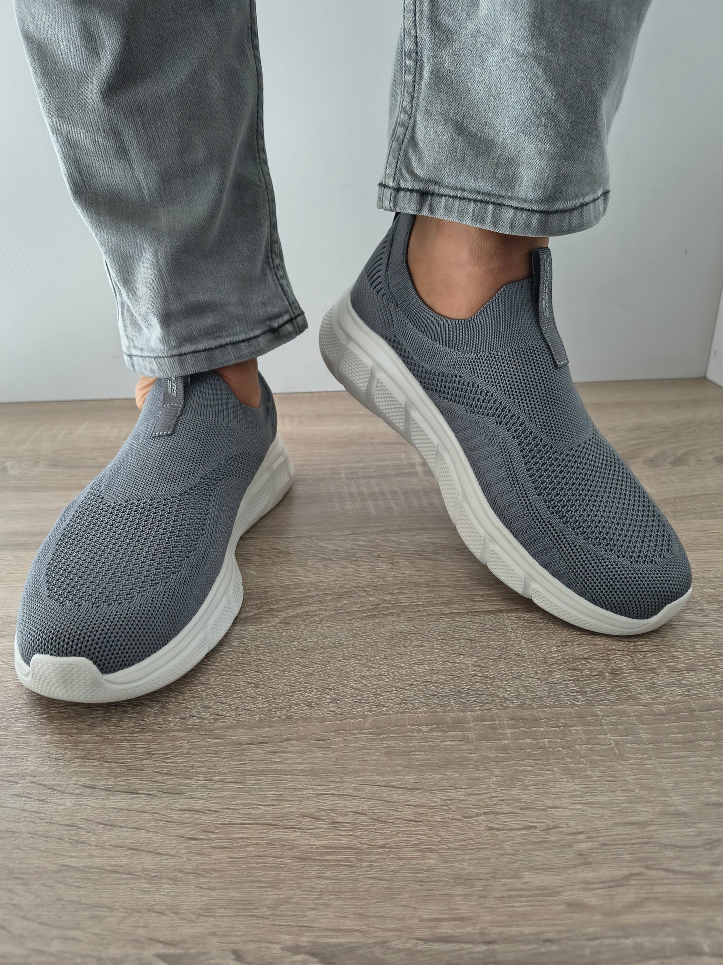 PANTOFI SPORT BARBATI SKECHERS 118107 DKGY GRI
