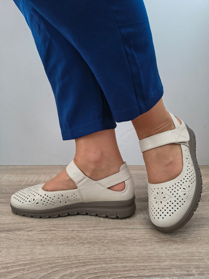 PANTOFI PERFORATI DAMA FORMAZIONE 3510801 CREM