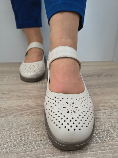 PANTOFI PERFORATI DAMA FORMAZIONE 3510801 CREM