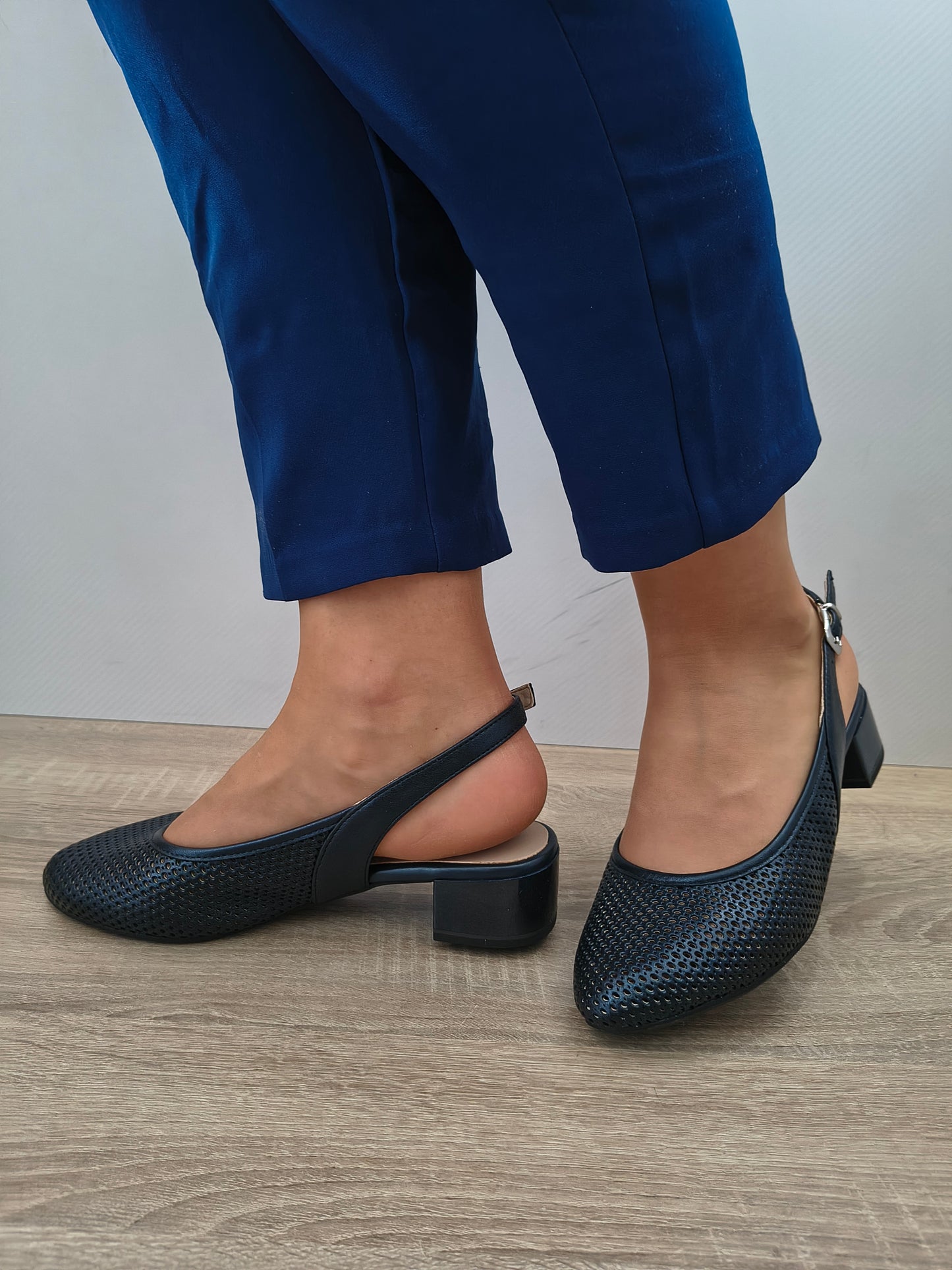 SANDALE ELEGANTE DAMA CAPRICE 29602-44 807 NAVY PERLATO