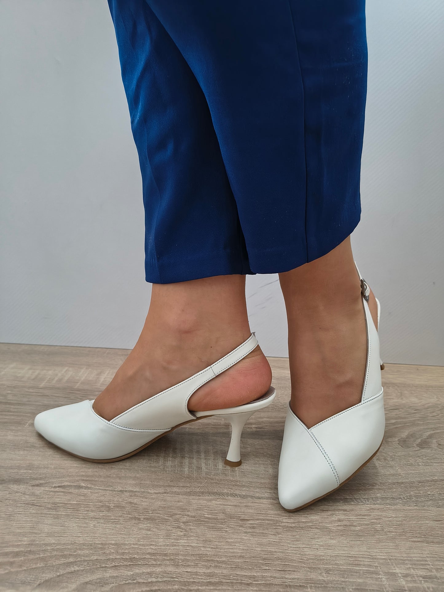 SANDALE ELEGANTE DAMA DOGATI 050 813 ALB