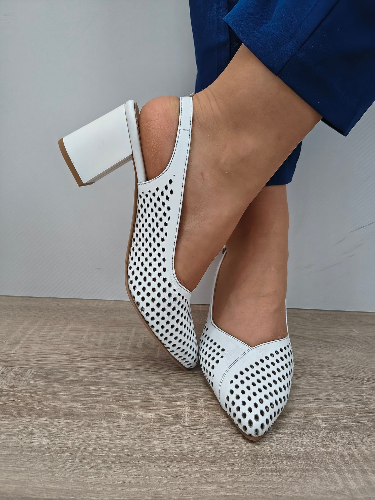 SANDALE ELEGANTE DAMA DOGATI 050 991 ALB