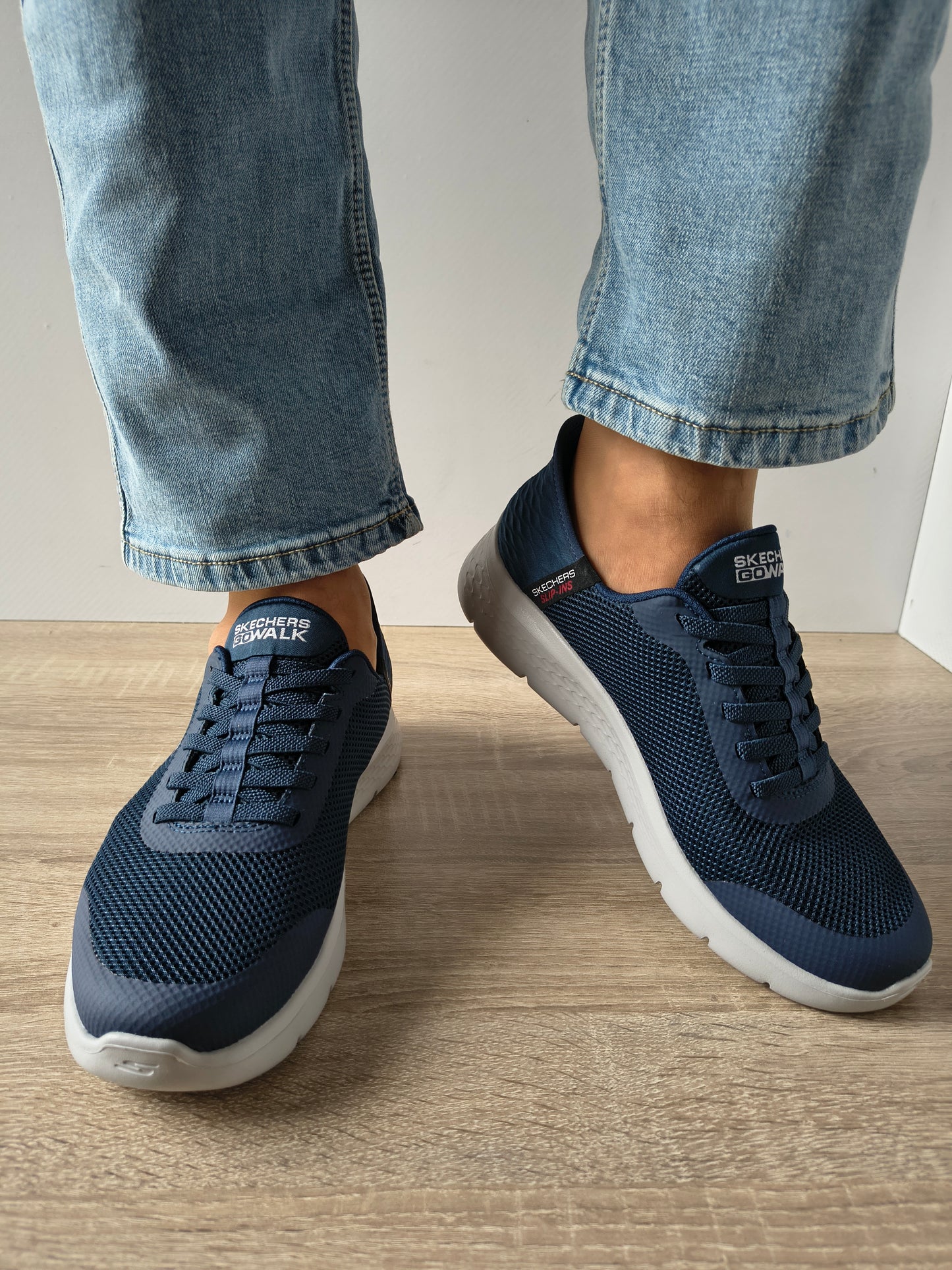 PANTOFI SPORT BARBATI SKECHERS 216324 NVY BLEUMARIN