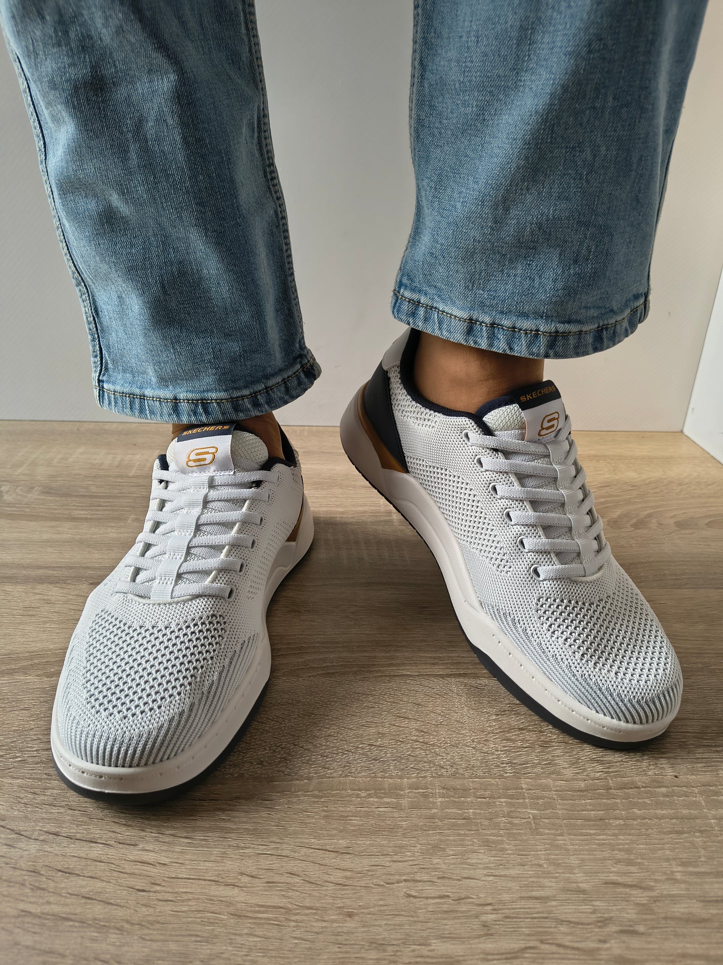 PANTOFI SPORT BARBATI SKECHERS 210793 WHT ALB
