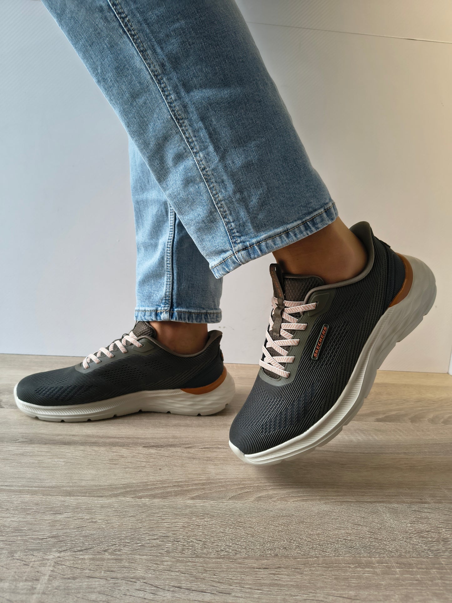 PANTOFI SPORT BARBATI SKECHERS 211369 OLV OLIVE