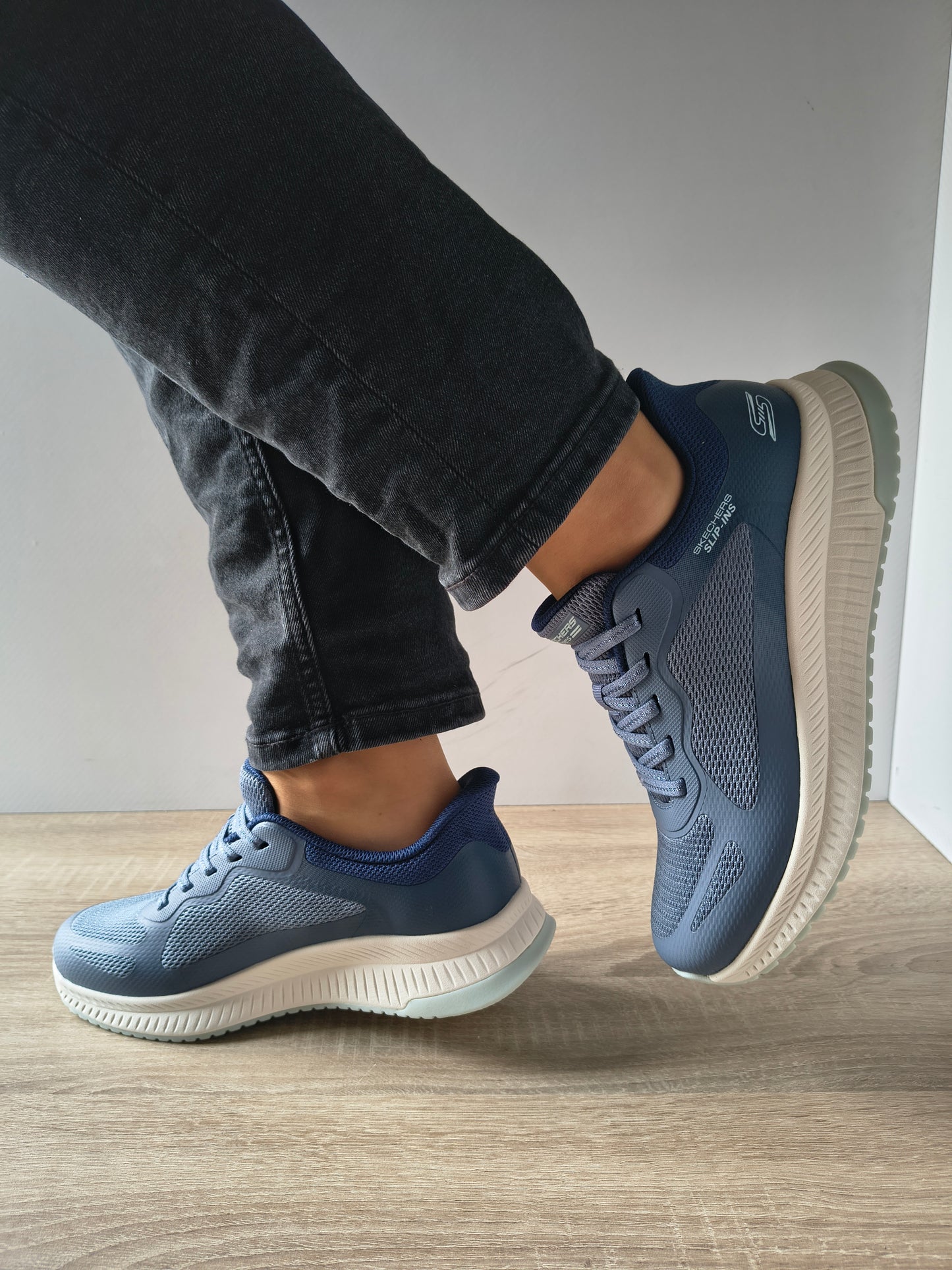 PANTOFI SPORT DAMA SKECHERS 117624 BLMT ALBASTRU