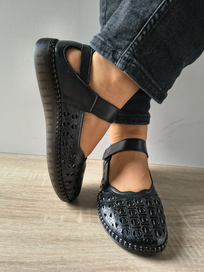 PANTOFI PERFORATI DAMA FORMAZIONE S9686 NEGRU