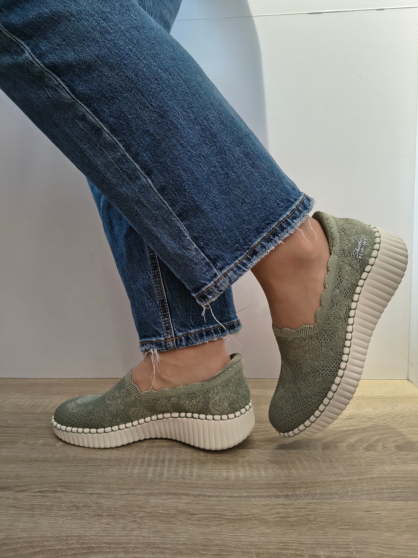PANTOFI CASUAL DAMA SKECHERS 100904 OLV OLIVE