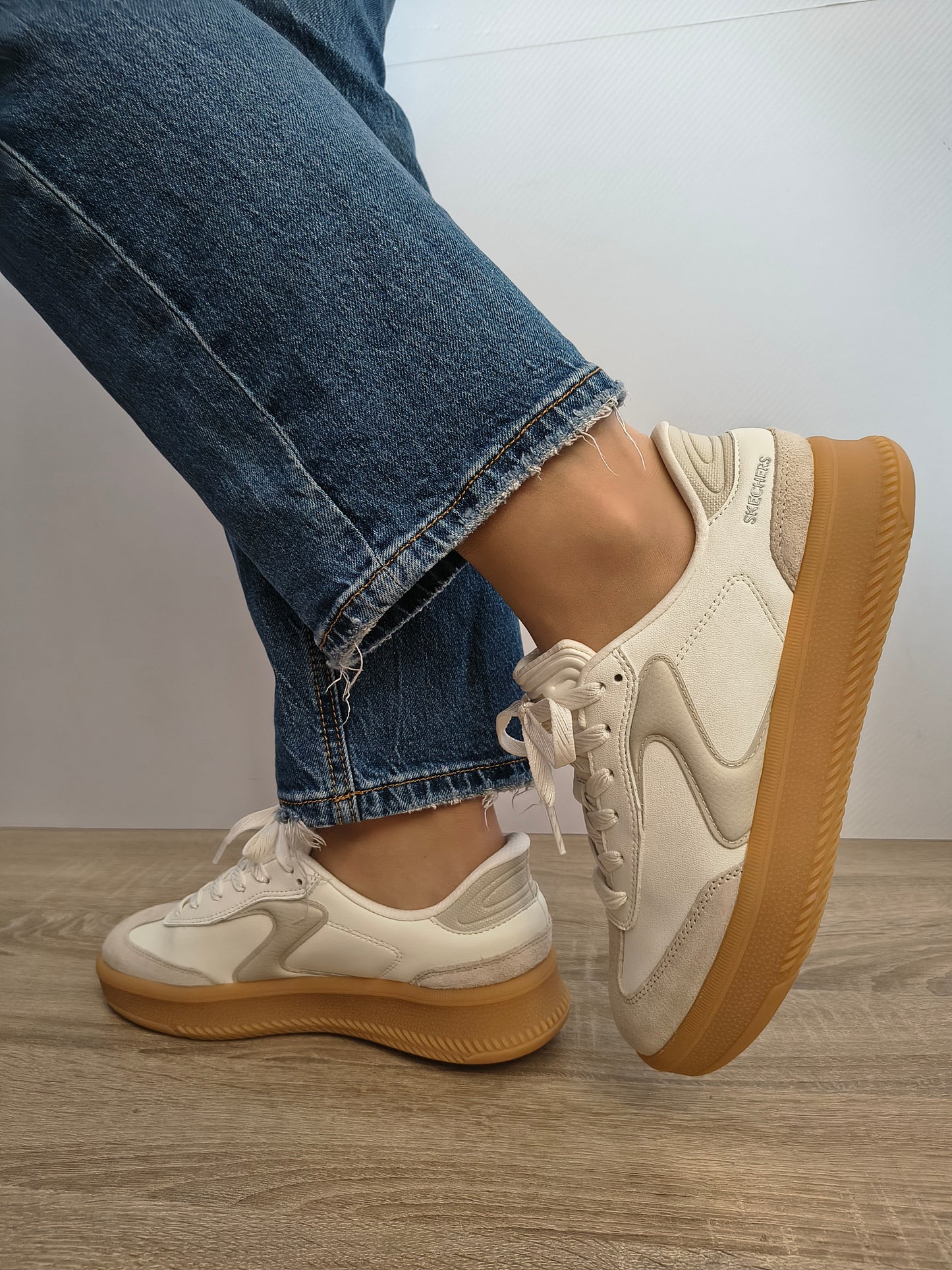 Pantofi Sport Damă Skechers 185460 Ofwt Alb - Piele Naturală + Piele Ecologică